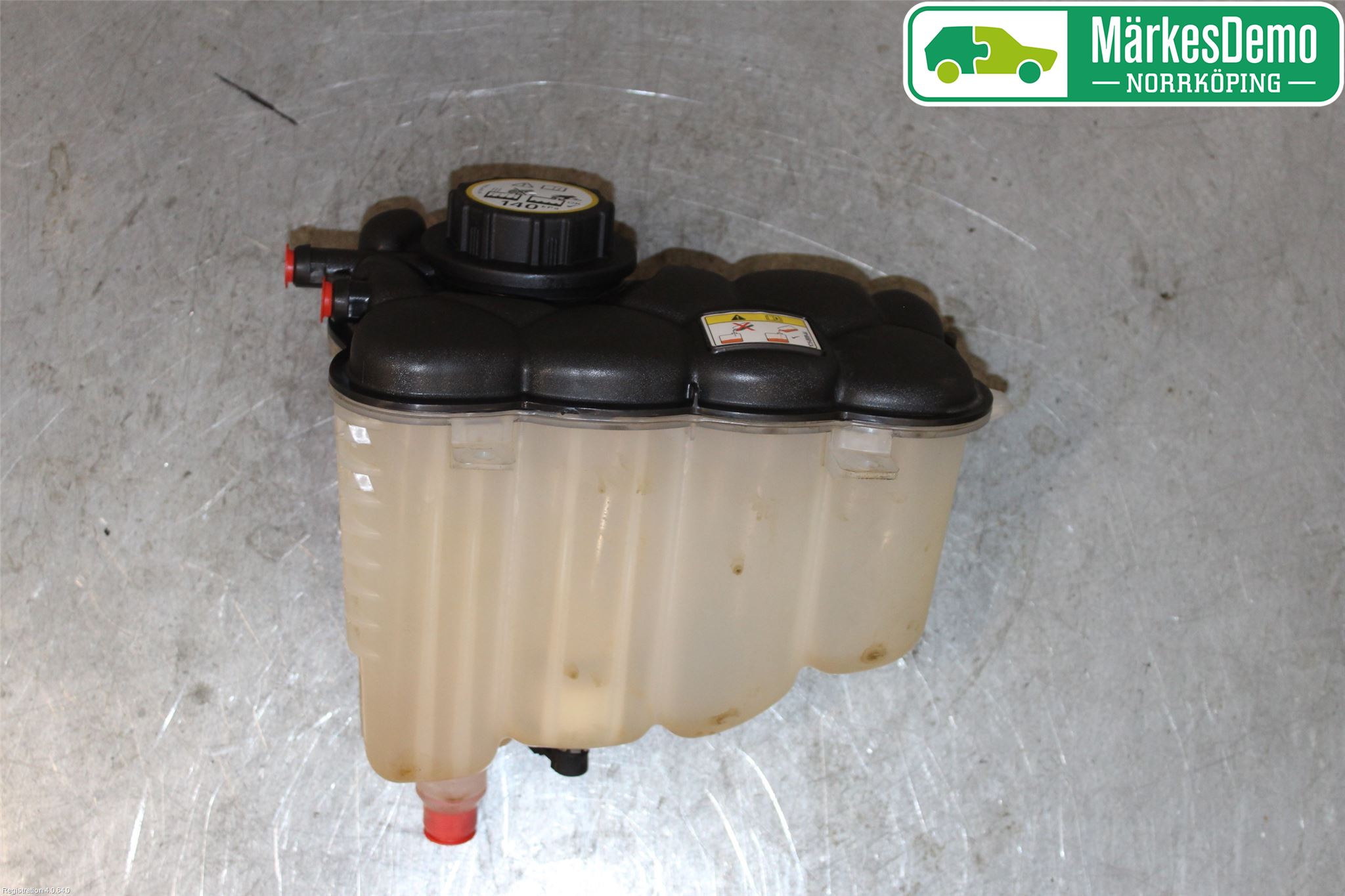 Jaguar XE (X760) 15-24 Expansionstank