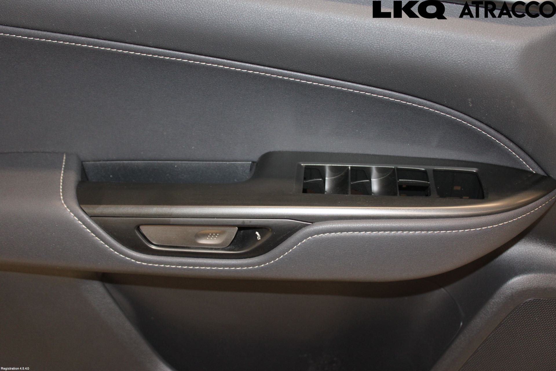 Lexus NX 340h/450h+ 21- Dörrklädsel Vä