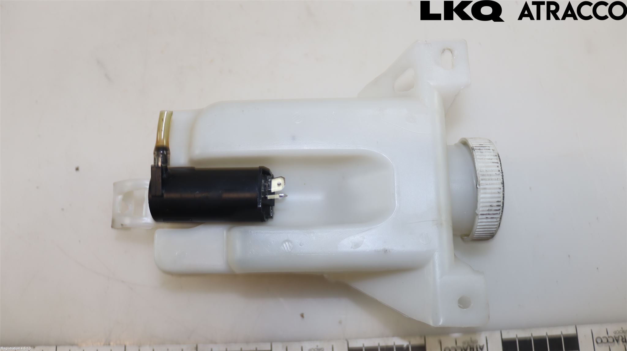 Mopedbil Microcar MICROCAR M. GO Spolartank Vindruta