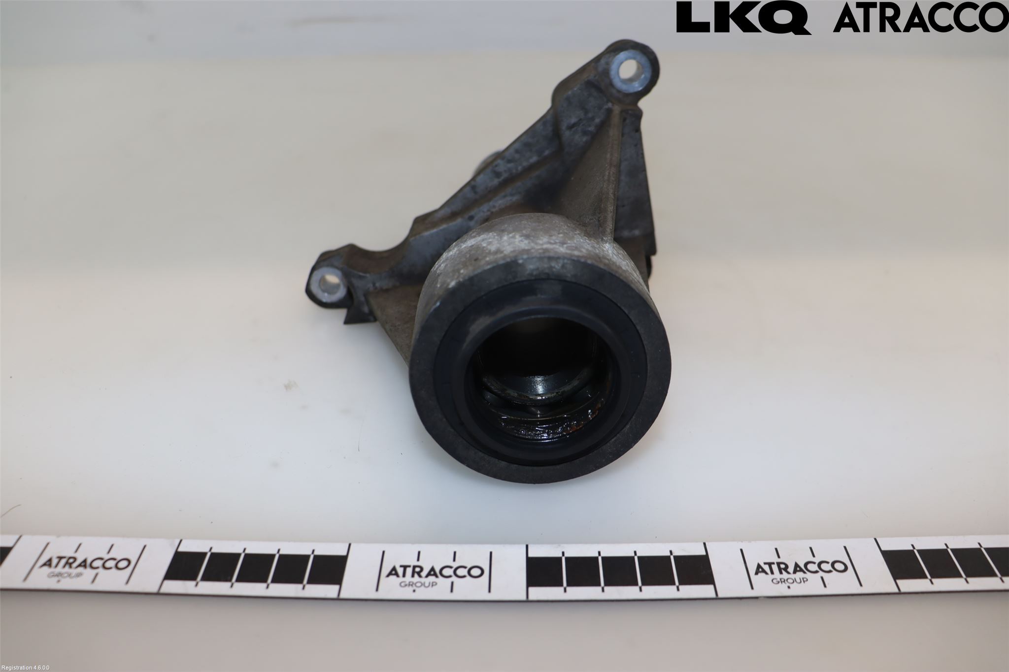 Jaguar F-PACE Drivaxel Fram Höger