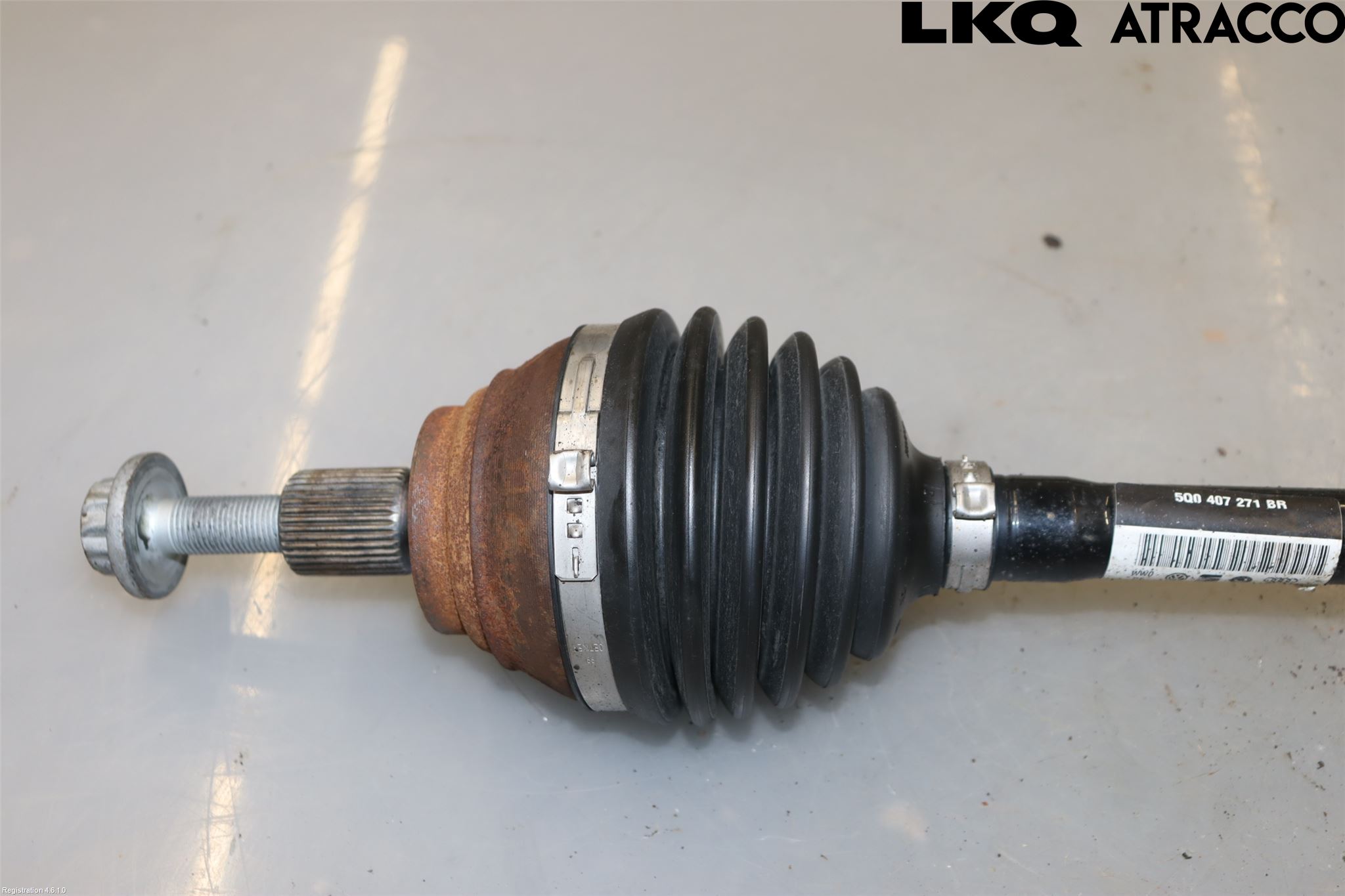 Volkswagen VW GOLF / E-GOLF VIII 20- Drivaxel Fram Vänster