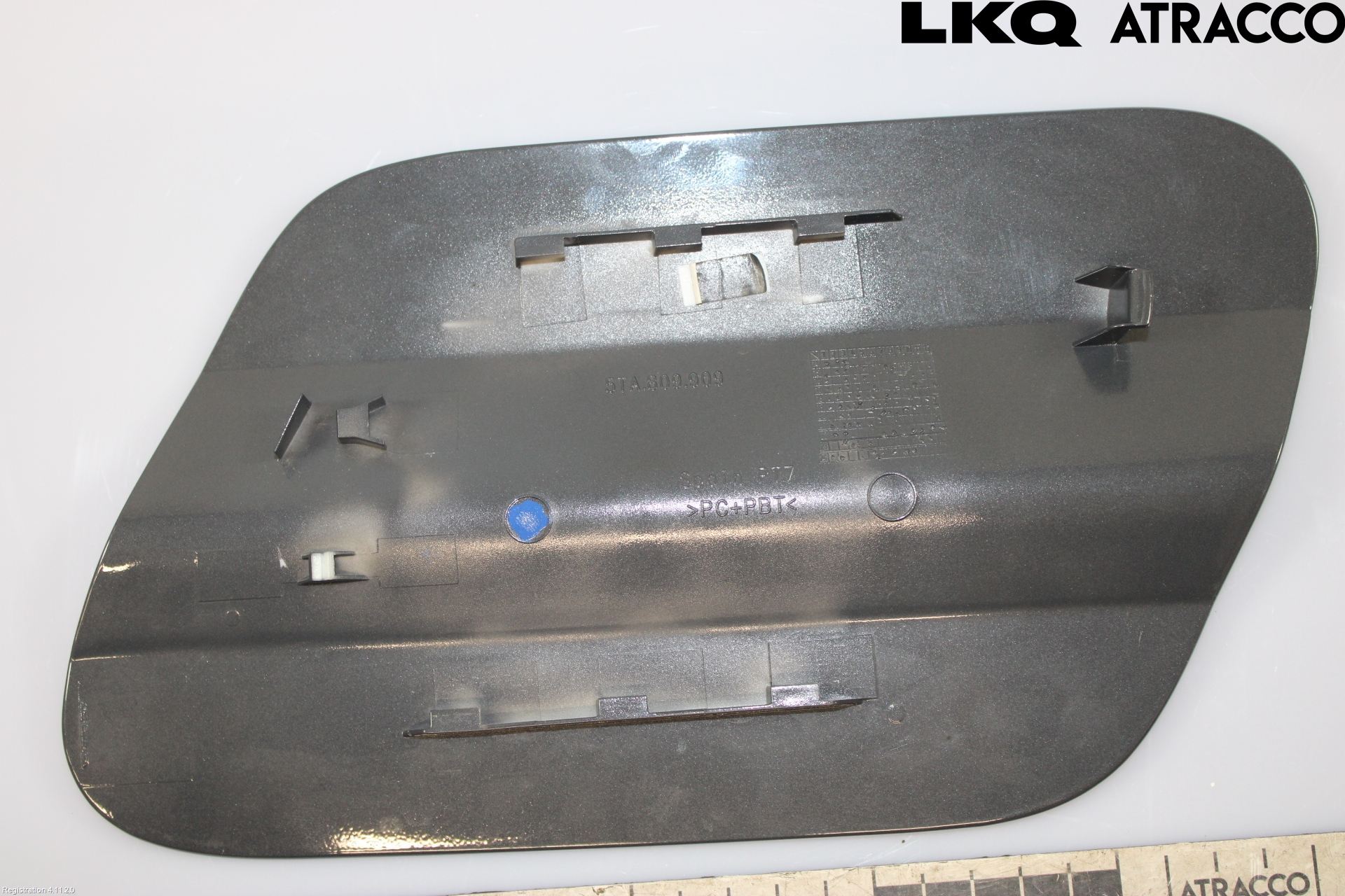 Volkswagen VW TOURAN 16- Tanklucka