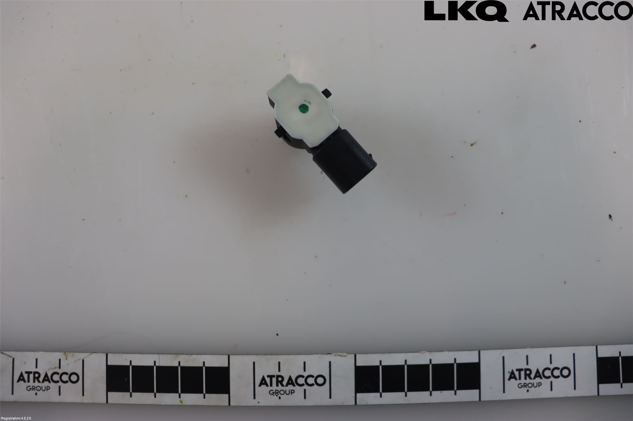 Peugeot 2008 13-20 Parkeringshjälp Frontsensor