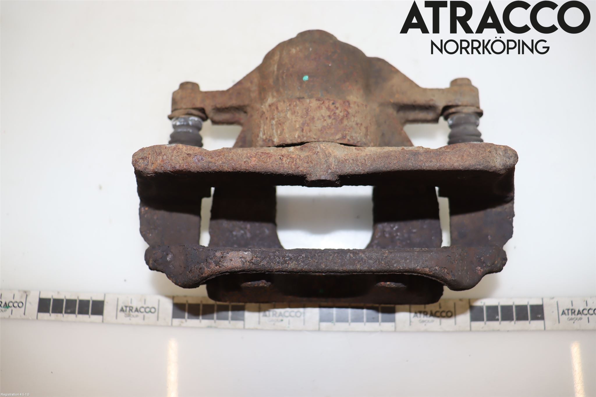 Toyota AVENSIS 09-15 Bromsok Fram Höger