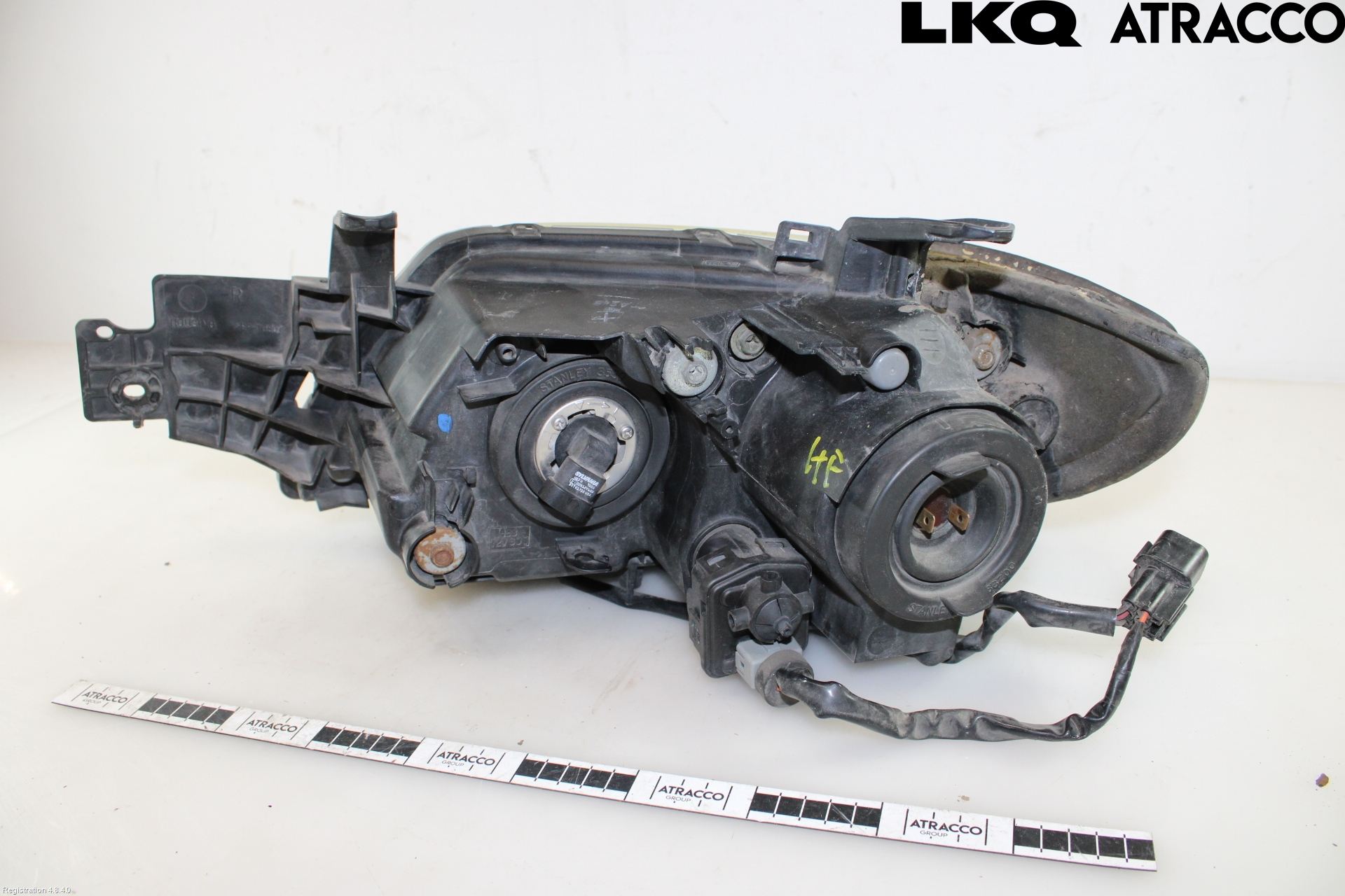 Mitsubishi OUTLANDER 01-07 Strålkastare Höger