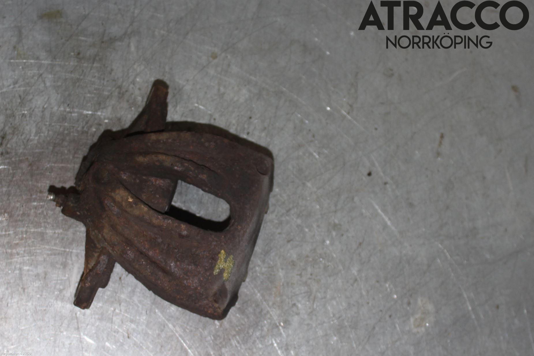 Toyota AVENSIS 03-06 Bromsok Fram Höger