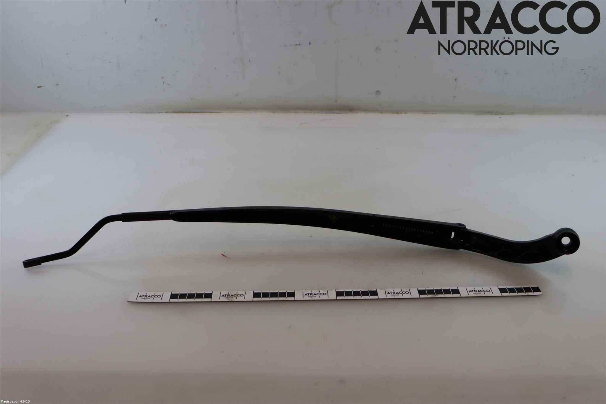 Toyota RAV4 19- Torkararm Armar Vindruta