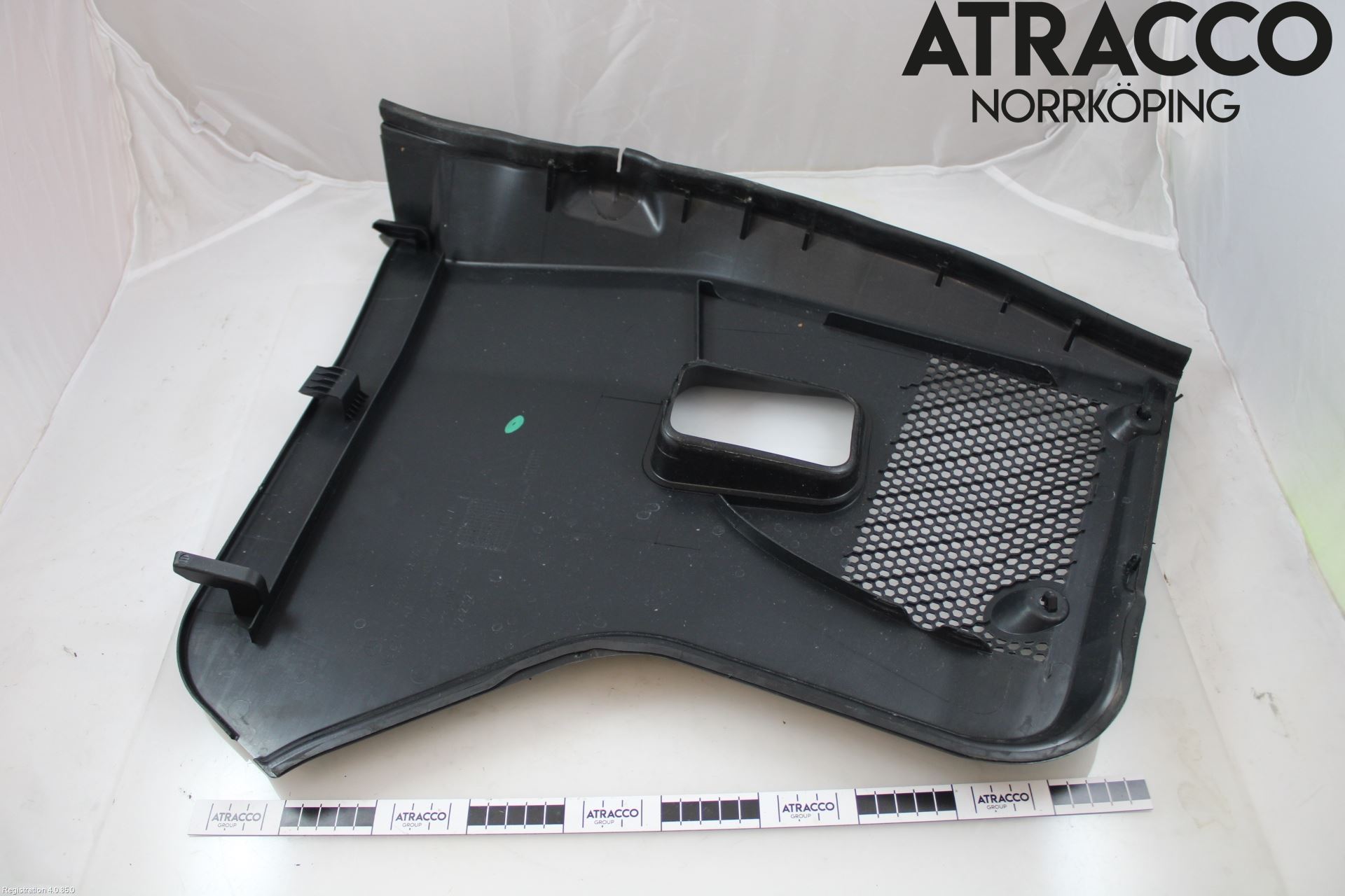 Mercedes-Benz MB AMG GT (C190/R190) 14-22 Torpedplåt-Torpedplast