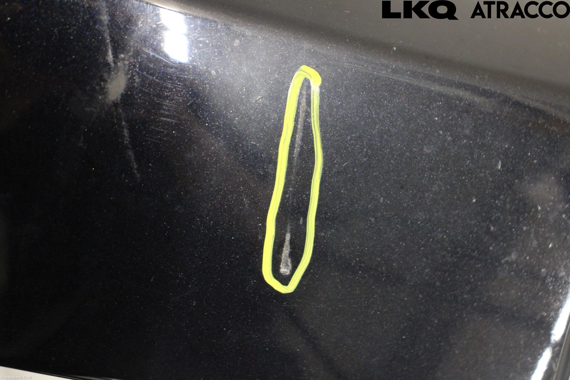 Volkswagen VW AMAROK 2H 10-22 Stötfångarbeklädnad Fram
