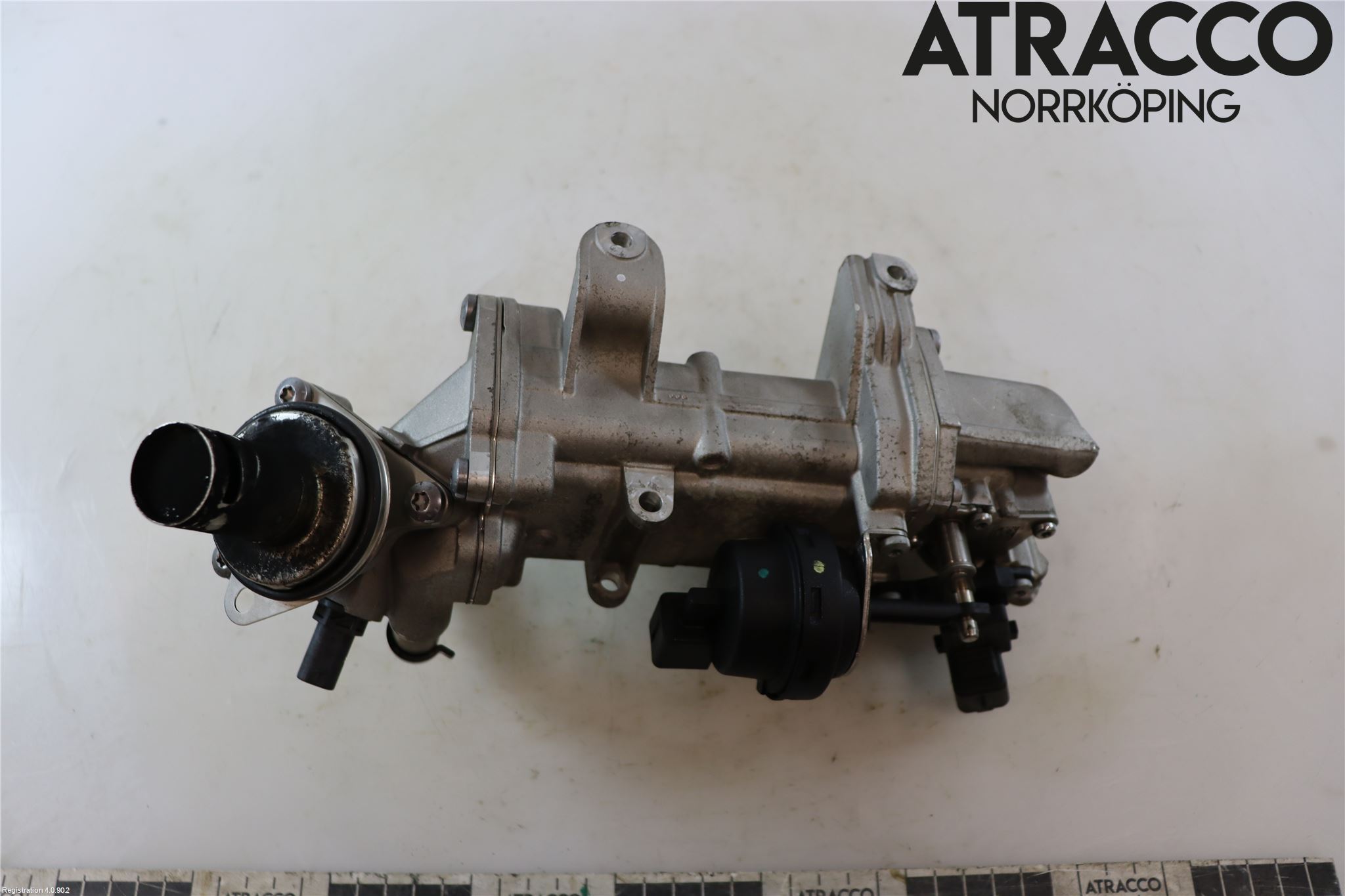 Jaguar F-PACE Avgaskylare