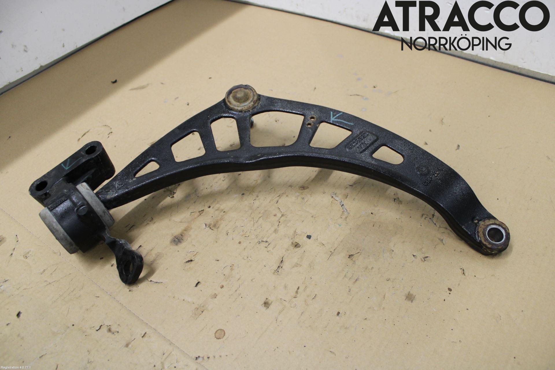 Mini COUPE R56 05-14 Bärarm Fram Undre Hö