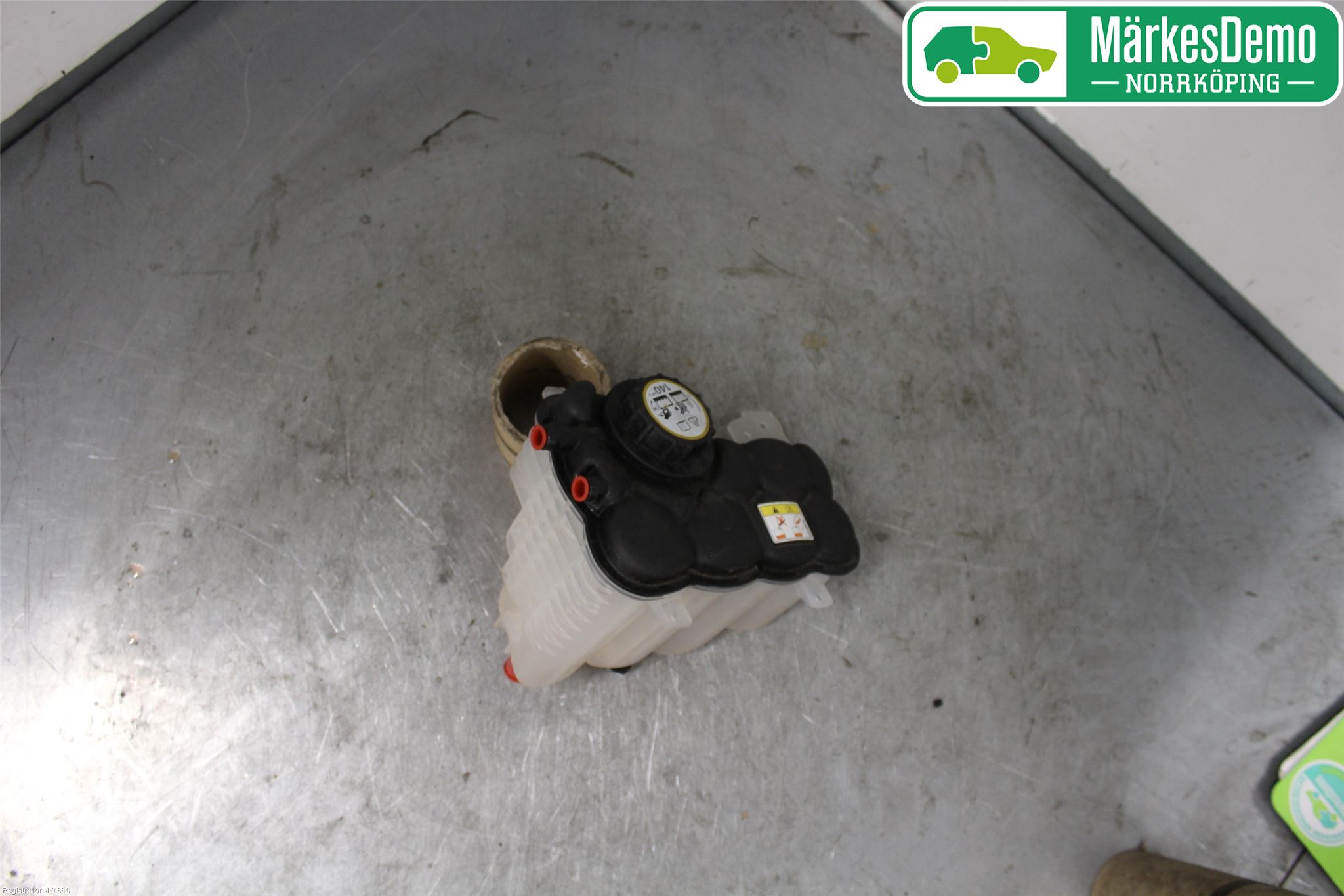 Jaguar XE (X760) 15-24 Expansionstank