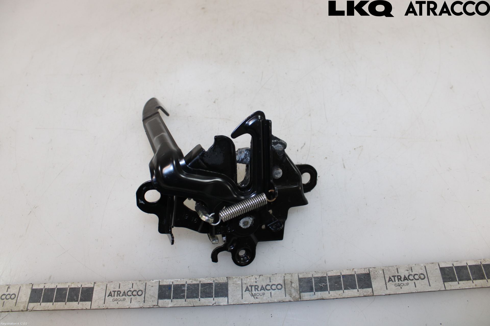 Toyota YARIS XP130 15-20 Huvlås