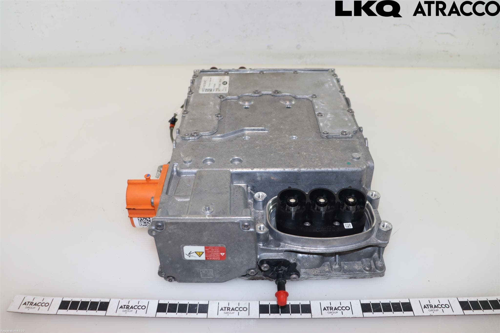 Jaguar I-PACE 18- Inverter Hybrid