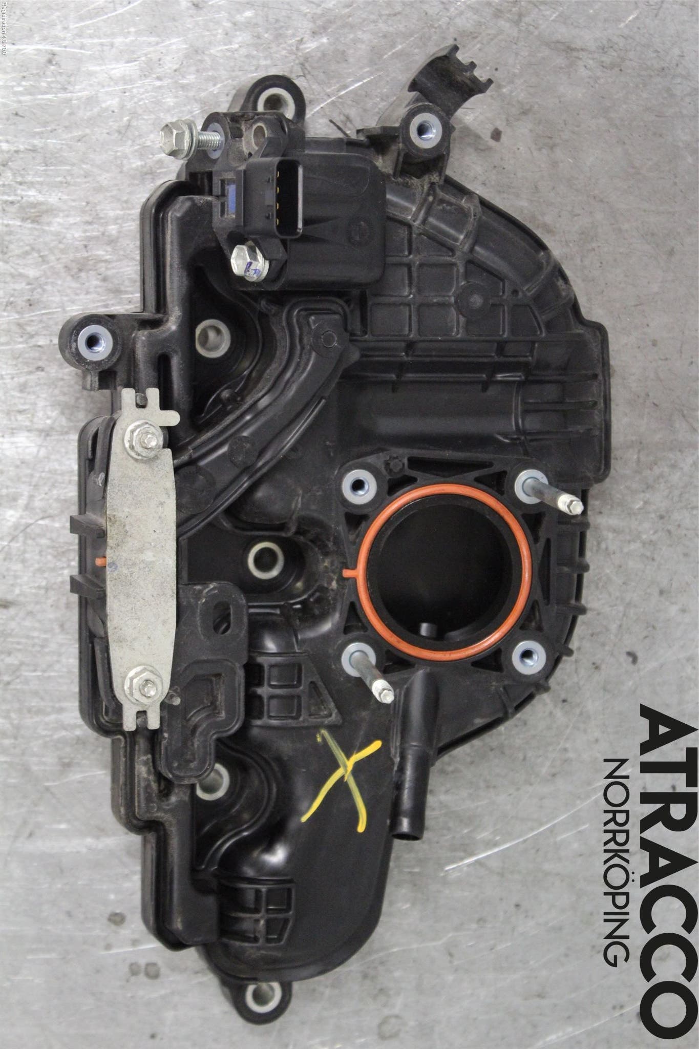 Toyota AURIS 13-19 Grenrör Insug