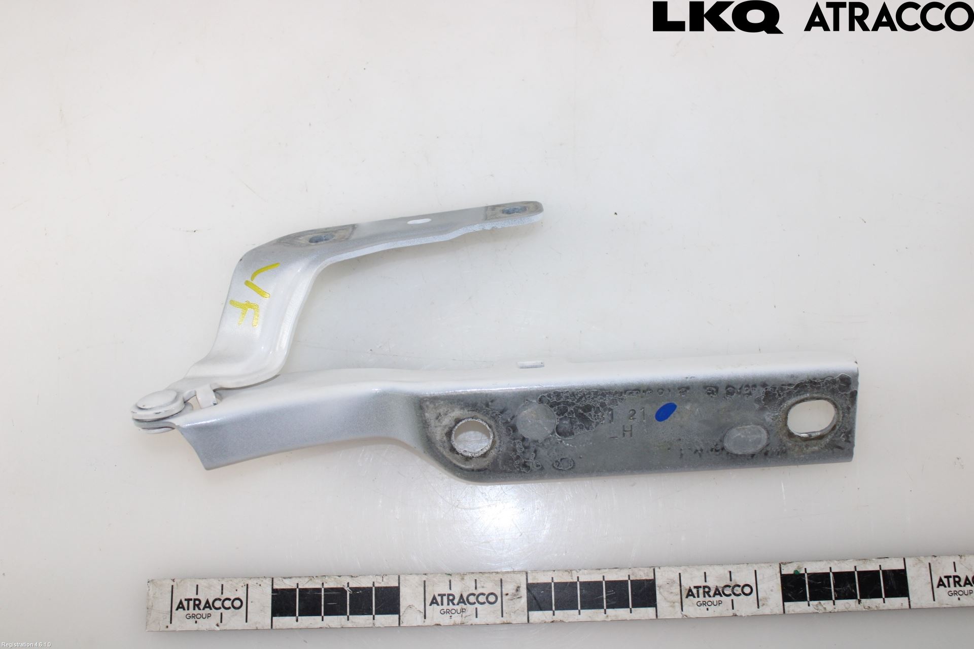 Seat LEON 20- Huvgångjärn