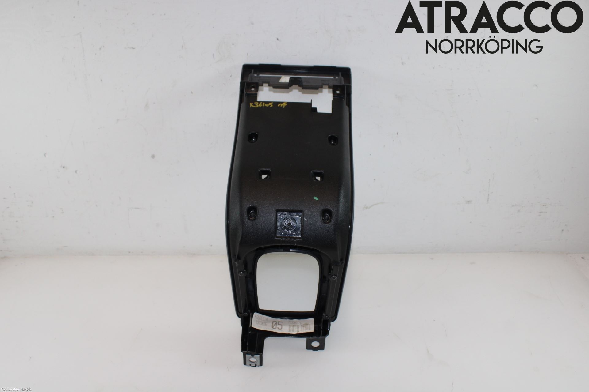 Volvo V50 08-12 Inr Tunnelfack