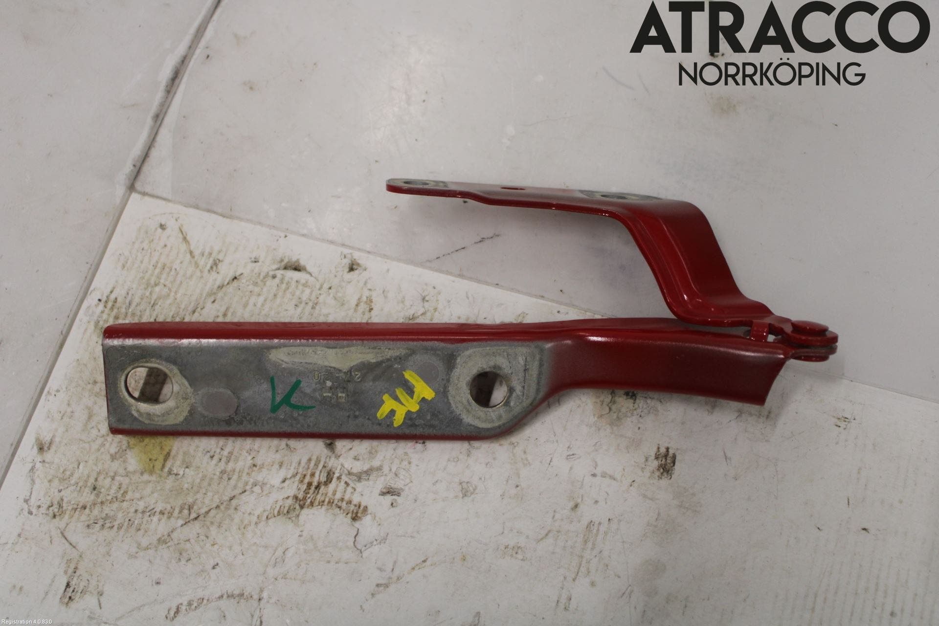 Seat LEON 20- Huvgångjärn