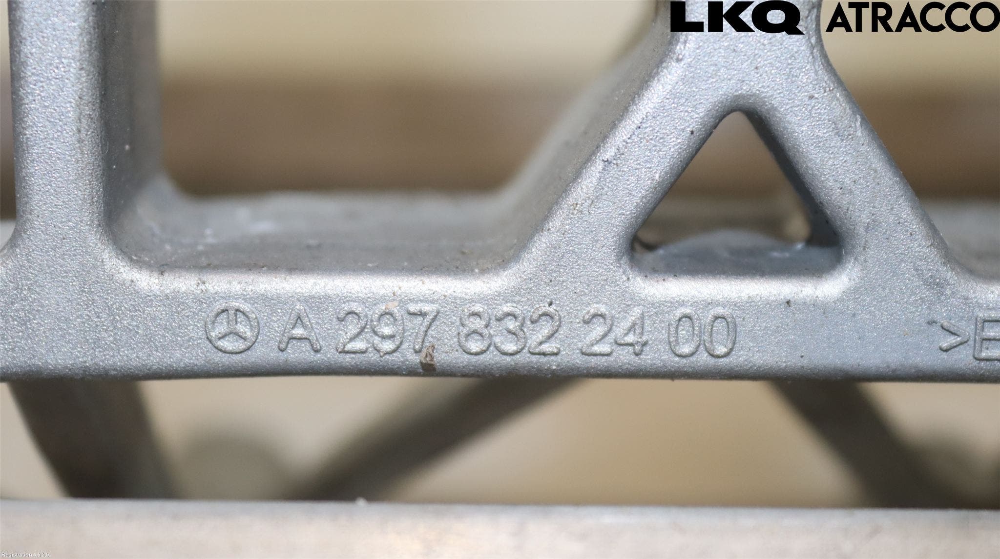 Mercedes-Benz MB EQE (V295) 22- Ac Kompressor-Fäste