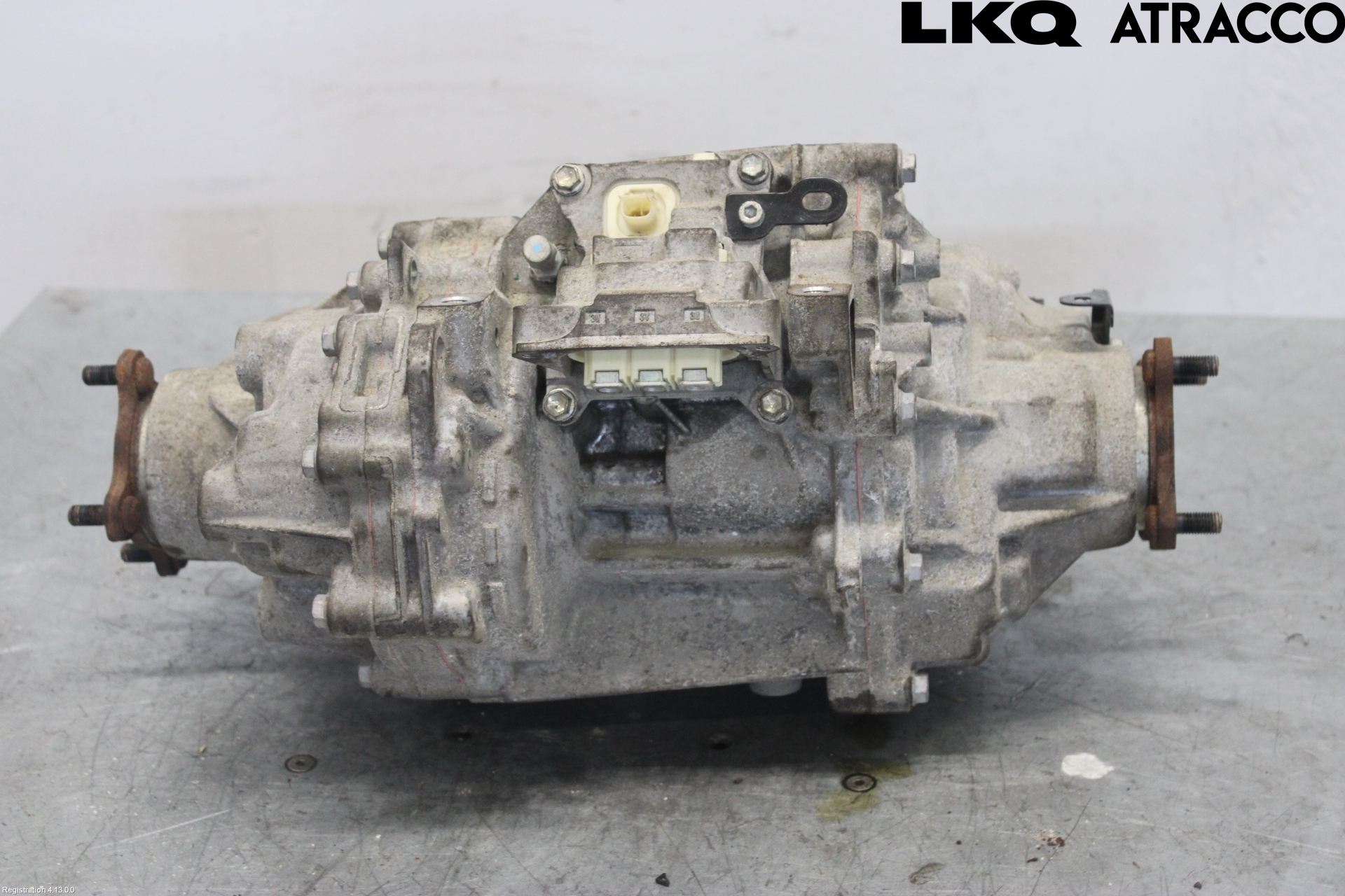 Toyota COROLLA CROSS XG10 22- Motor Elektrisk Bak