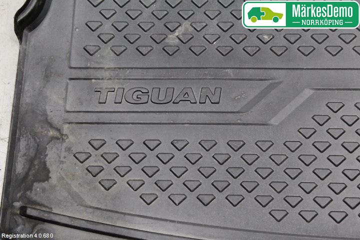 Volkswagen VW TIGUAN 16-24 Lastmatta-Skydd