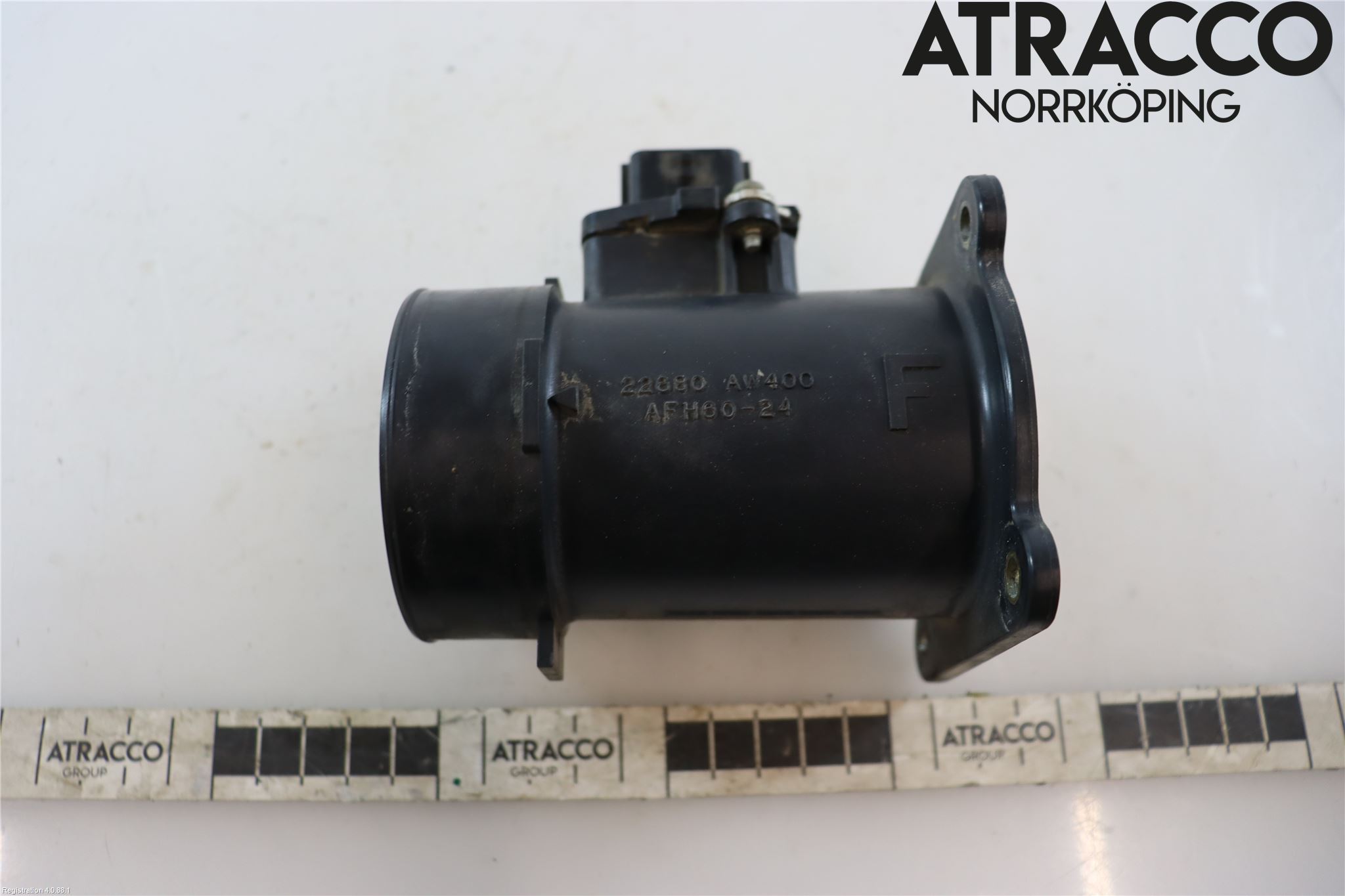 Nissan ALMERA    00-06 Injluftmassamätare