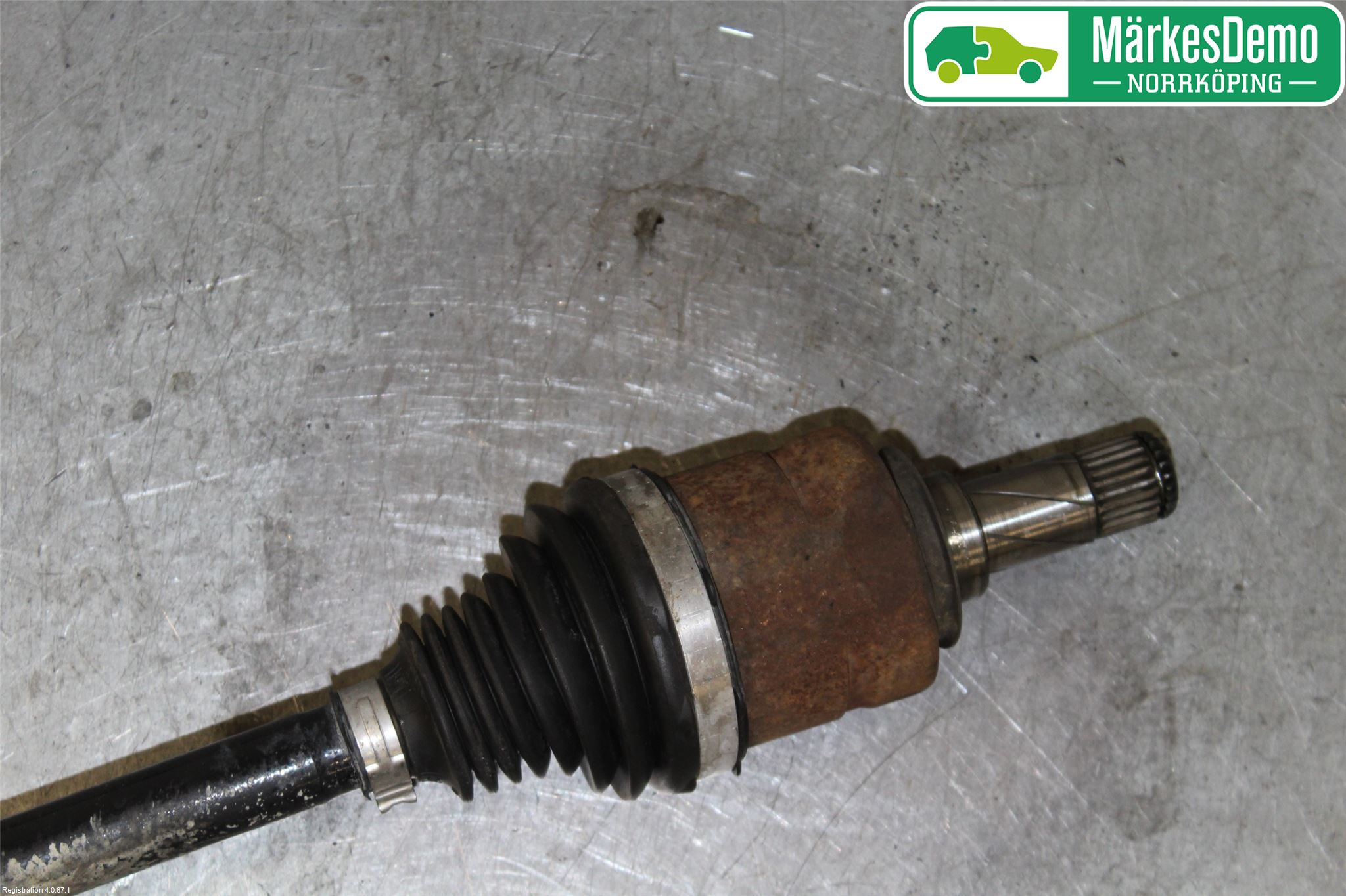 Opel CORSA D 07-14 Drivaxel Fram Höger