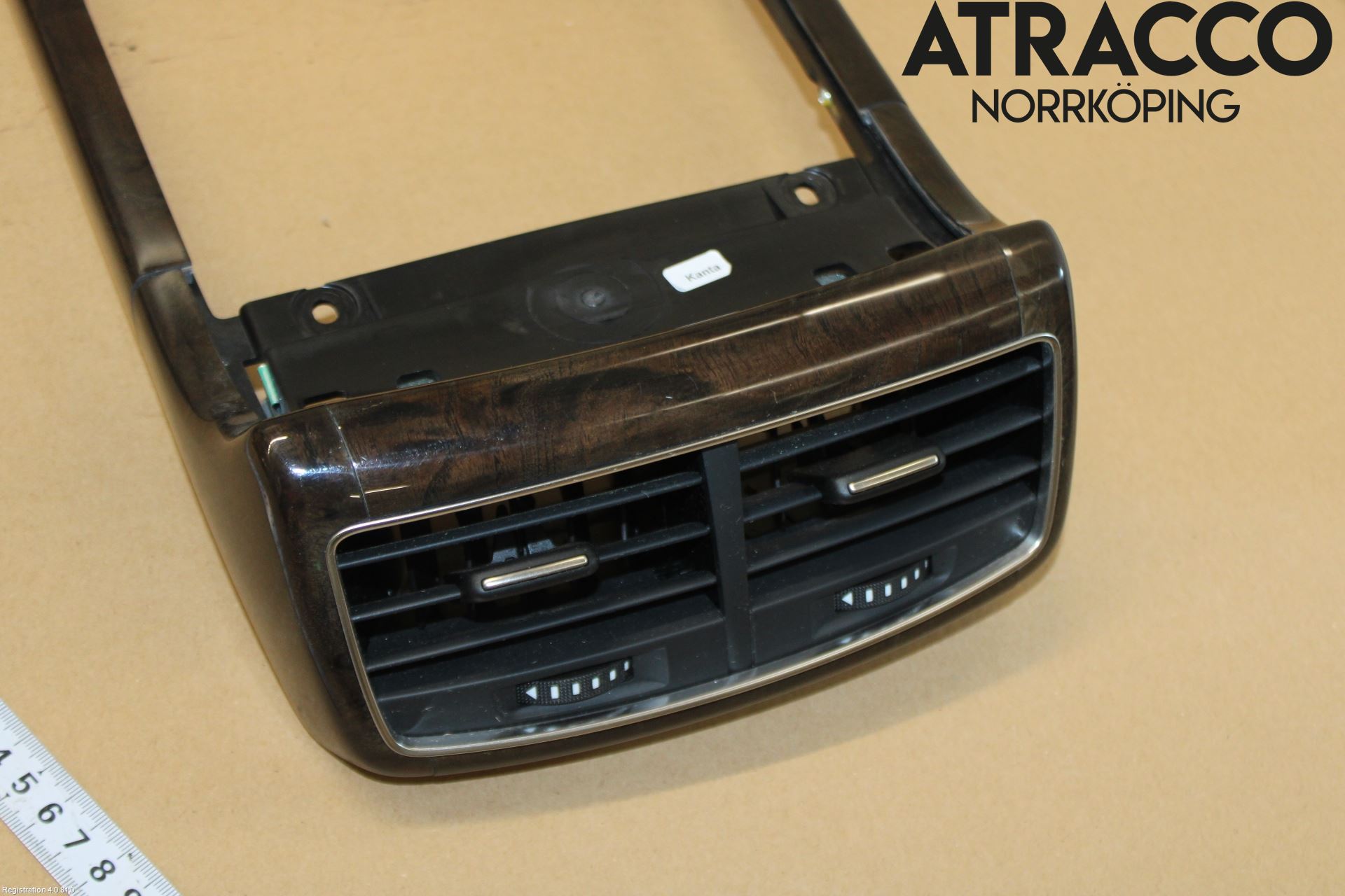 Audi A8/S8 4H 10-17 Instrumentkonsoll Mitt