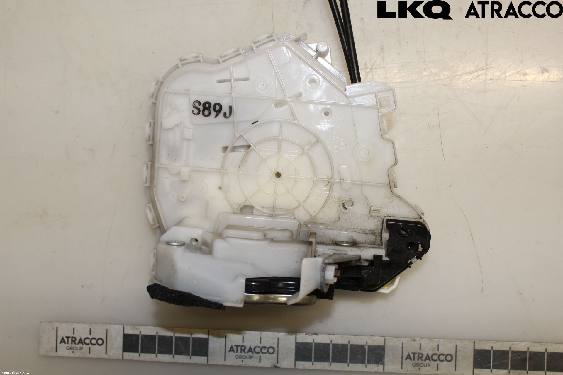 Mazda CX-30 20- Låskista-Dörrlås