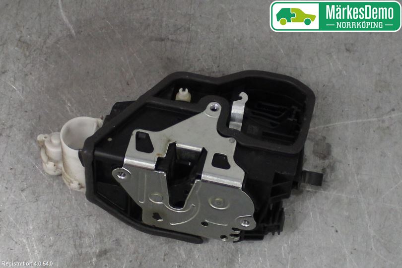 BMW X6 E71/E72   08-14 Låskista-Dörrlås