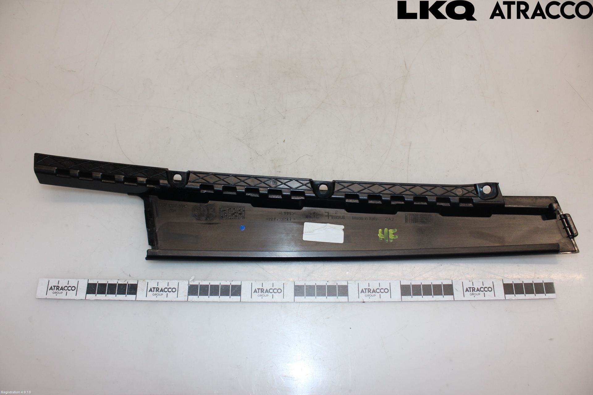 Skoda SCALA 19- Dörr Dekorlist Fram Hö