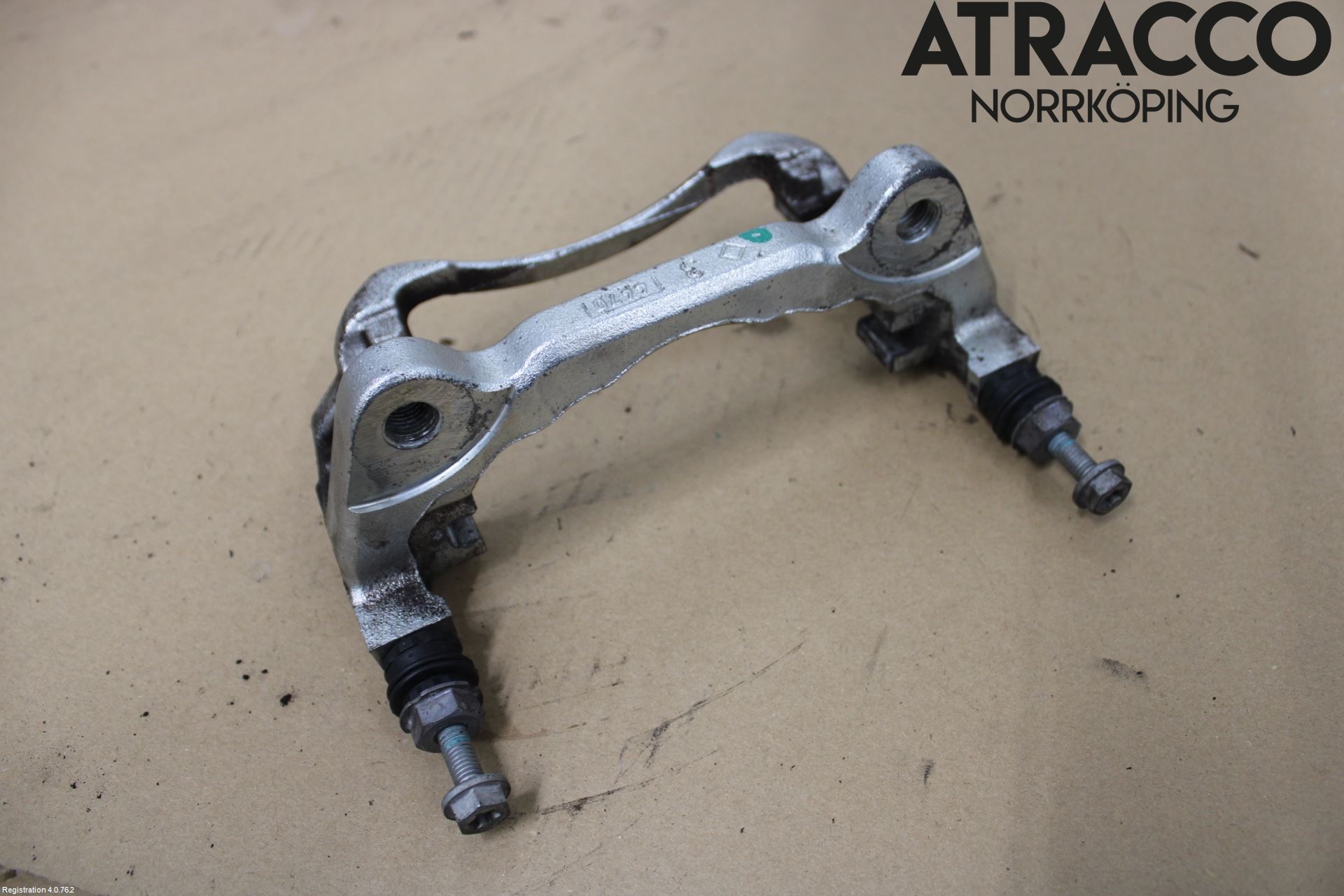 Volkswagen VW GOLF / E-GOLF VIII 20- Bromsokshållare