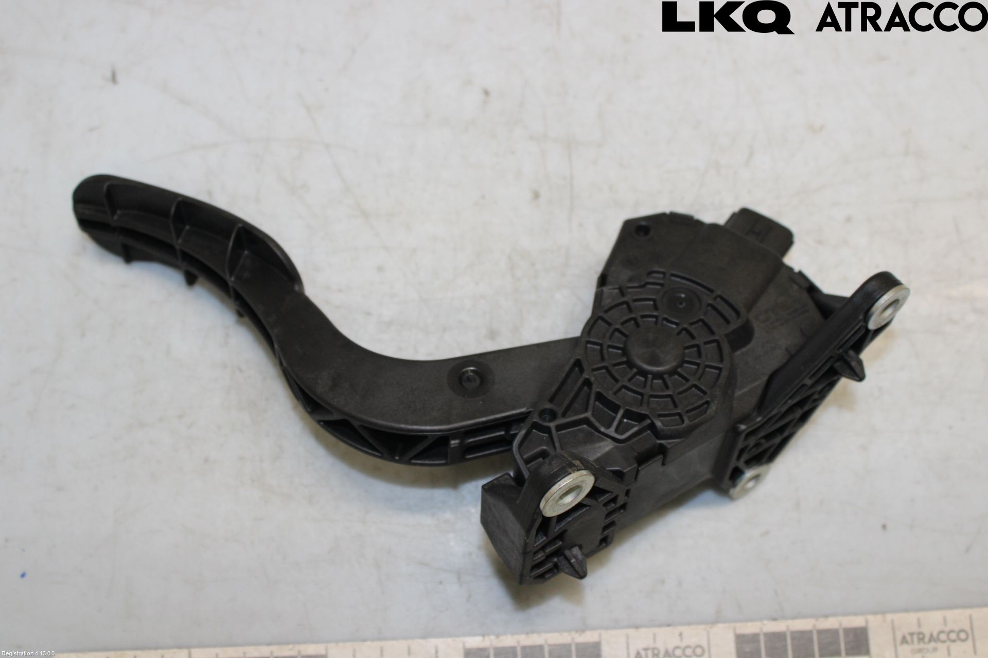 Toyota COROLLA CROSS XG10 22- Gaspedal