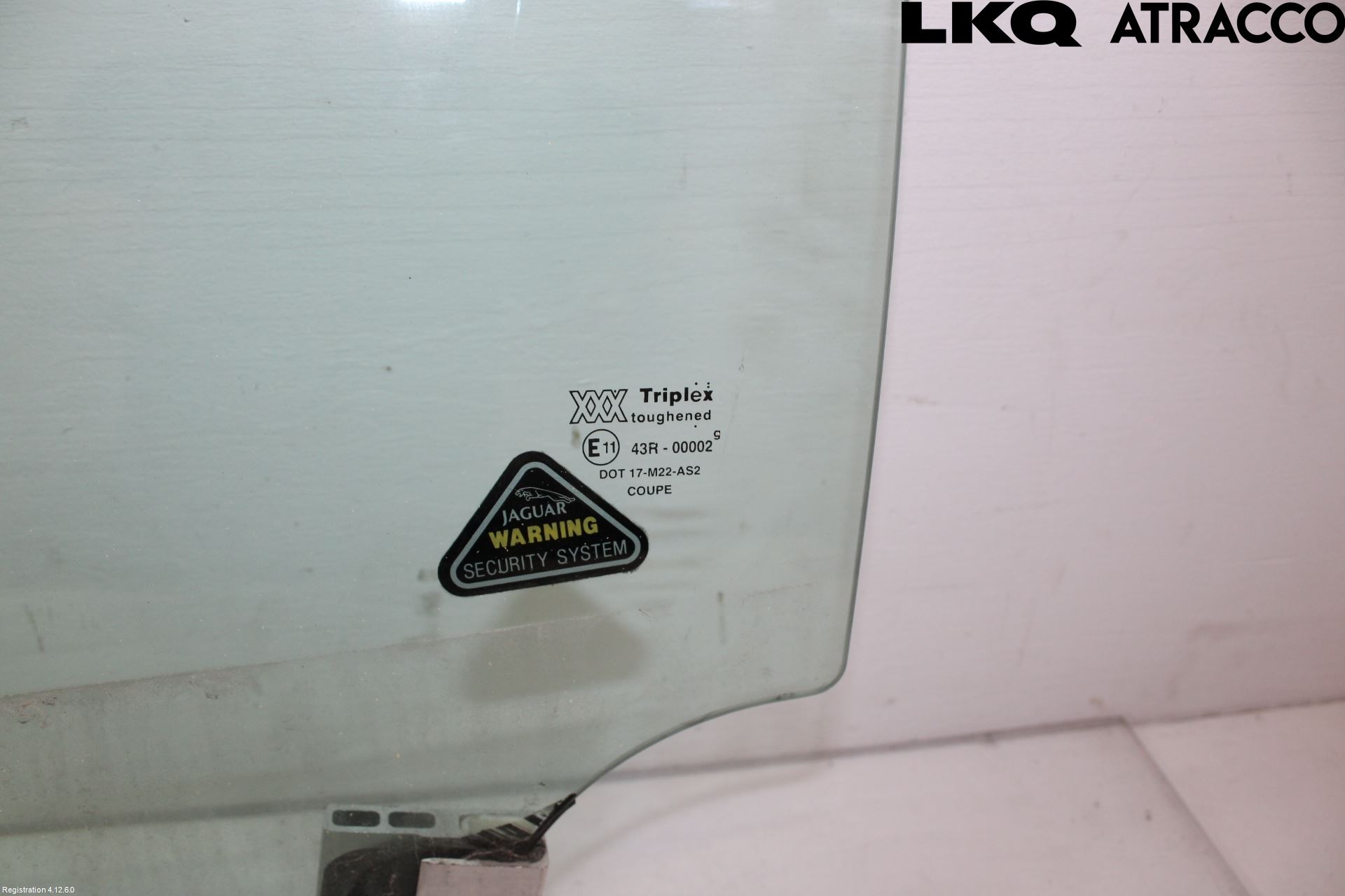 Jaguar XK8/XKR   96-06 Dörruta Fram Vänster