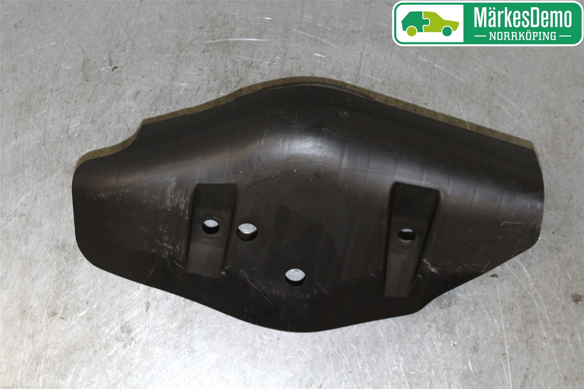 Skoda SUPERB 16-24 Bärarm Bak Vänster