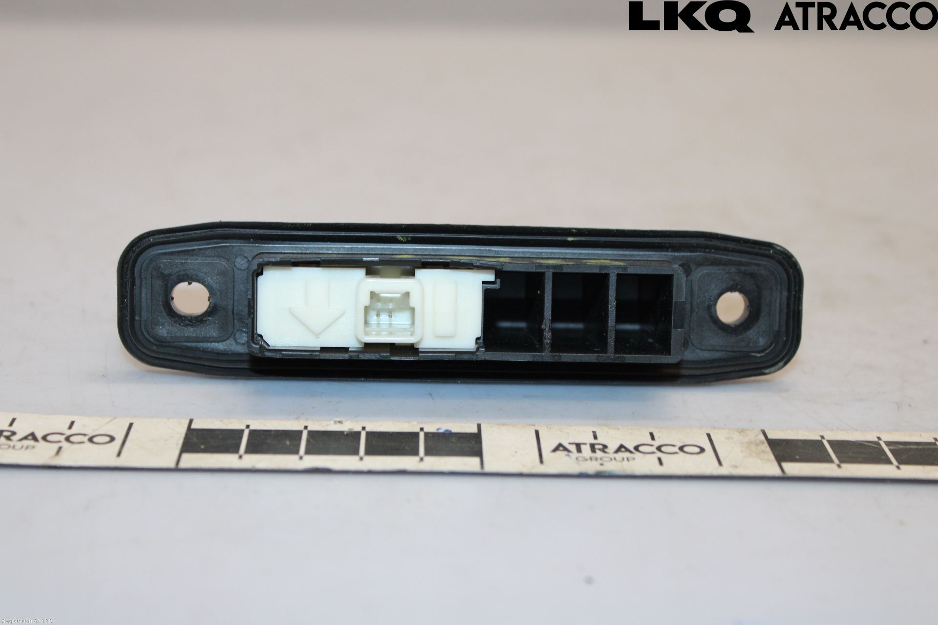 Toyota VERSO-S 11-16 Bakluckehandtag