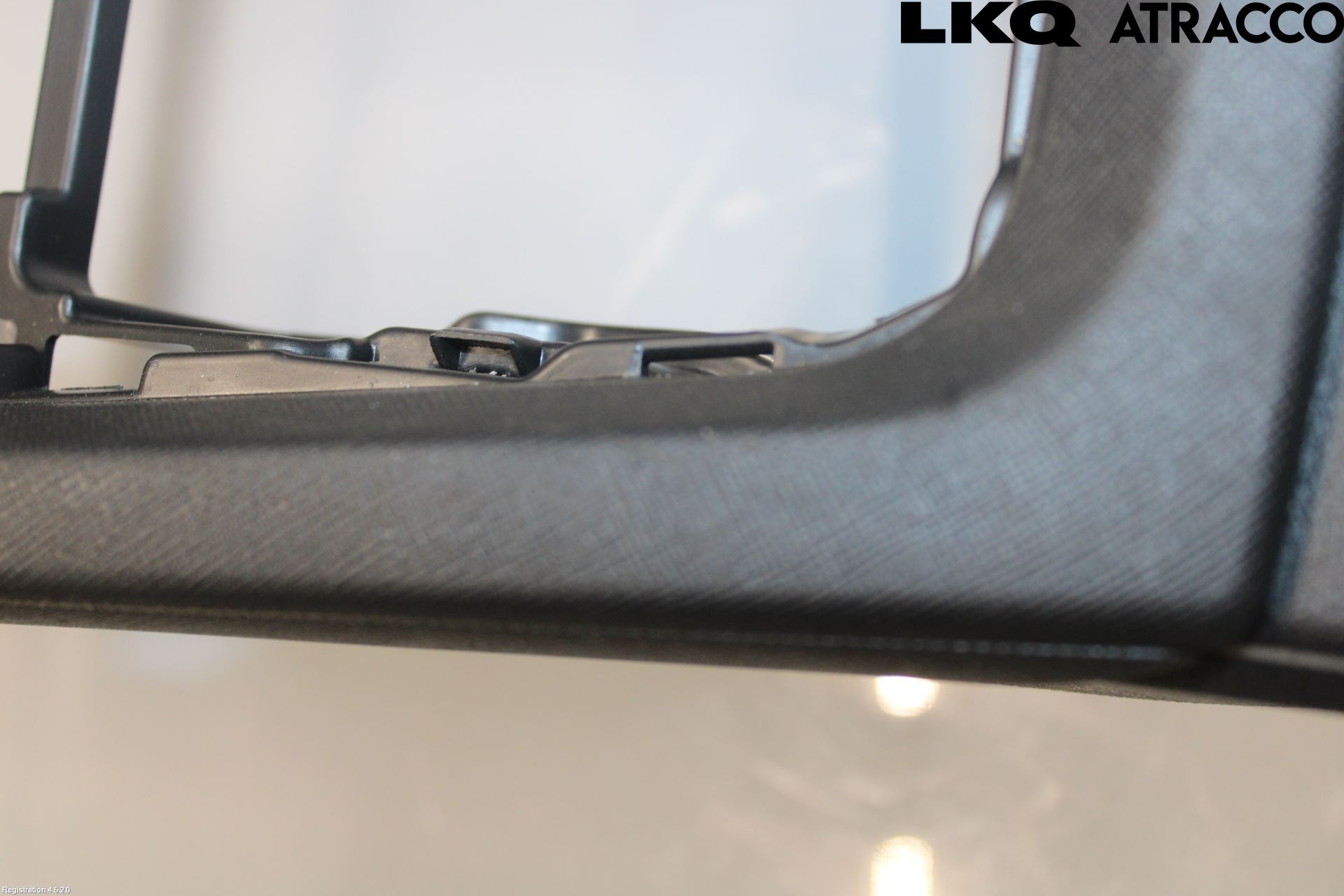 Skoda OCTAVIA (NX) 20- Instrumentkonsoll Mitt