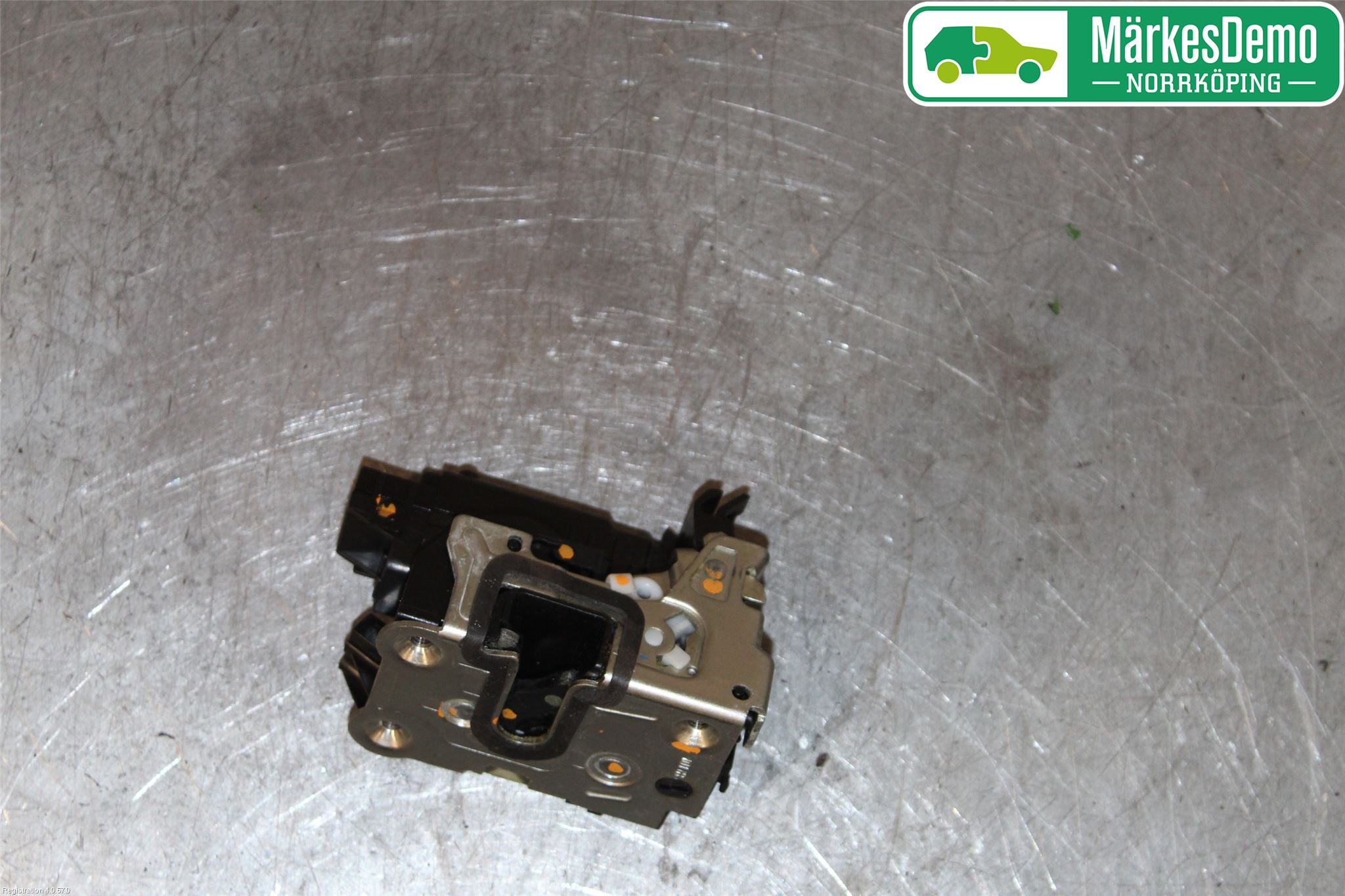 Dacia LODGY 12-18 Låskista-Dörrlås