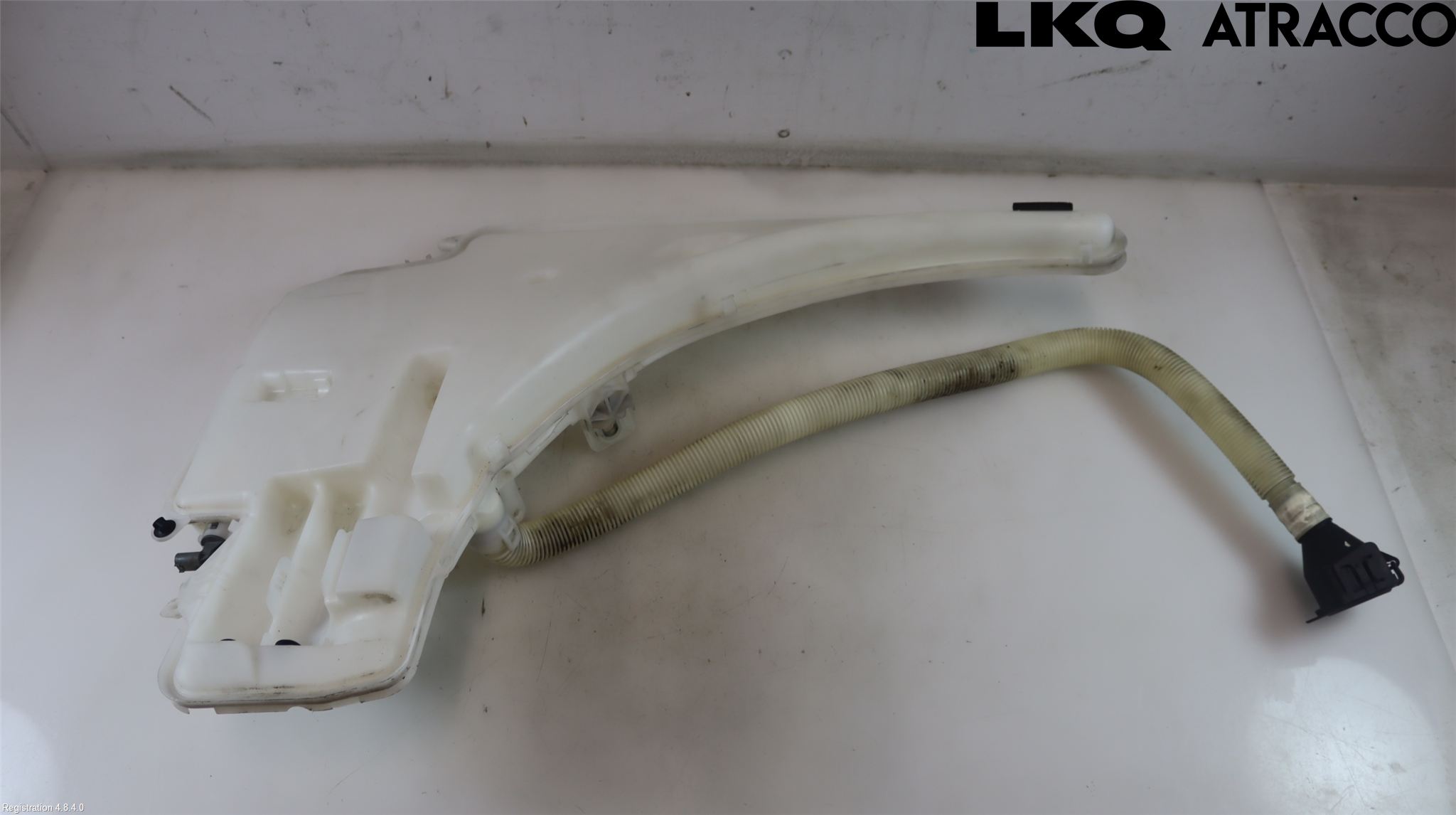 BMW 1 E87/81 5D/3D 03-11 Spolartank Vindruta