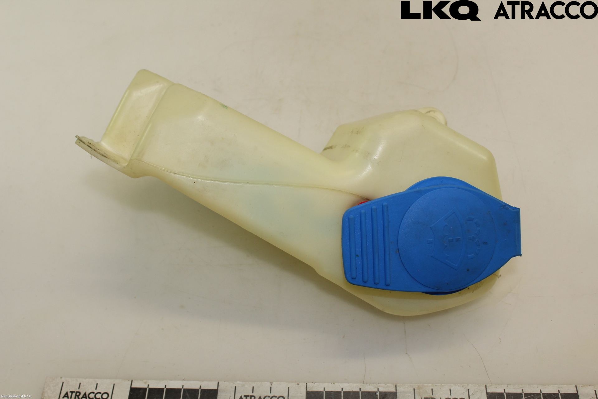 Audi A4/S4 01-05 Spolartank Vindruta