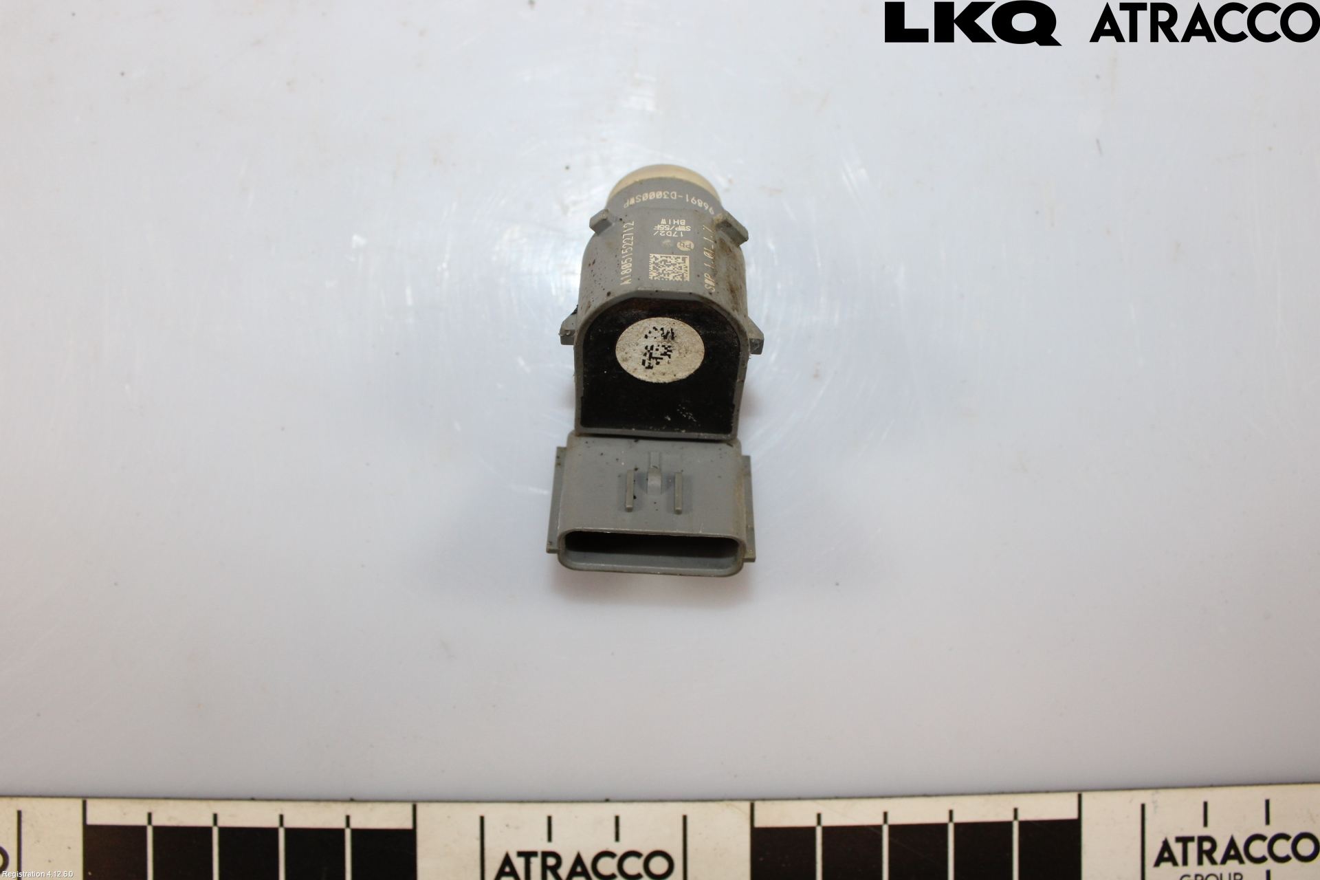 Kia OPTIMA 16-20 Parkeringshjälp Frontsensor