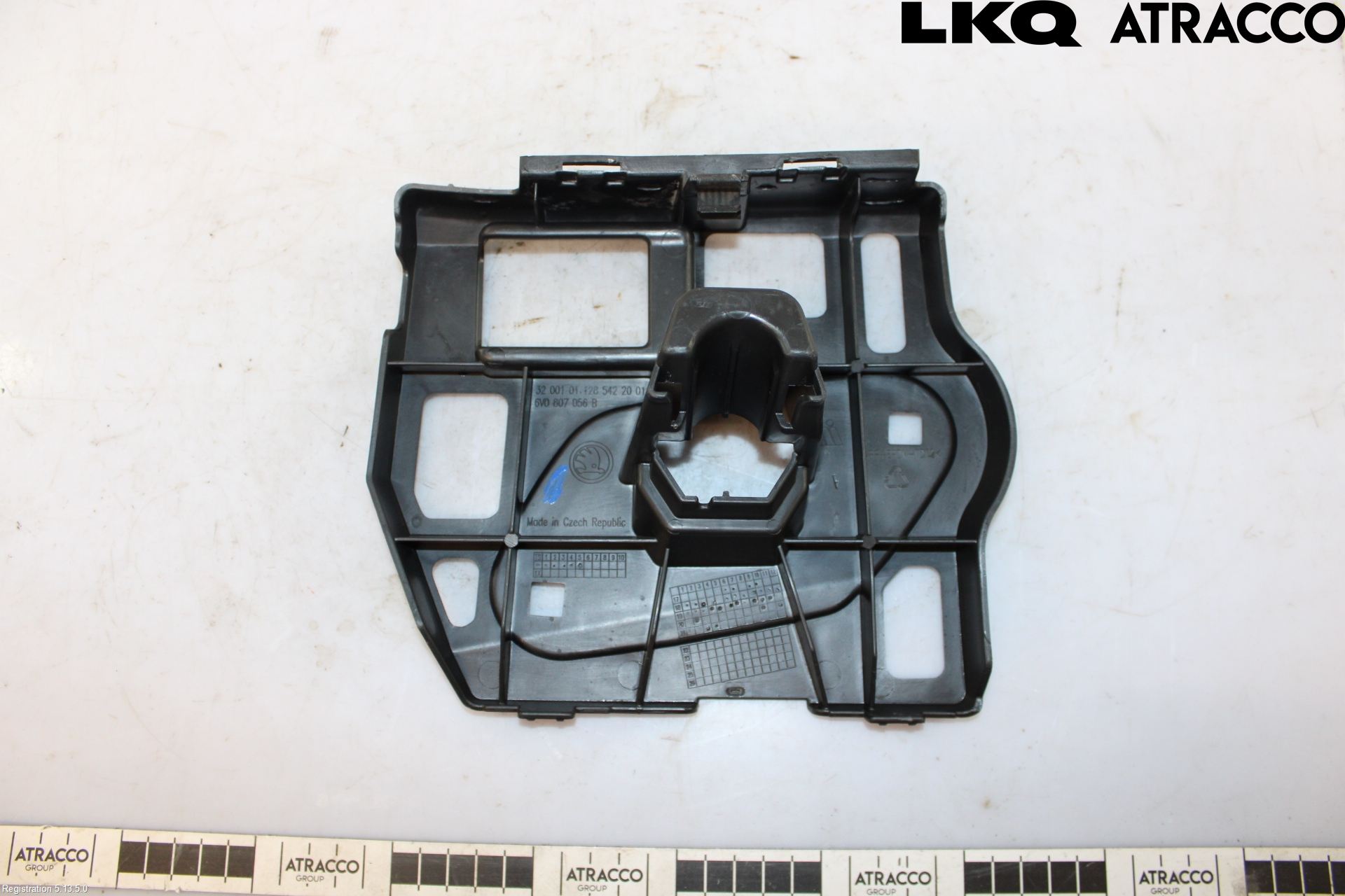 Skoda FABIA 15-21 Stötfångardel Fram Hö