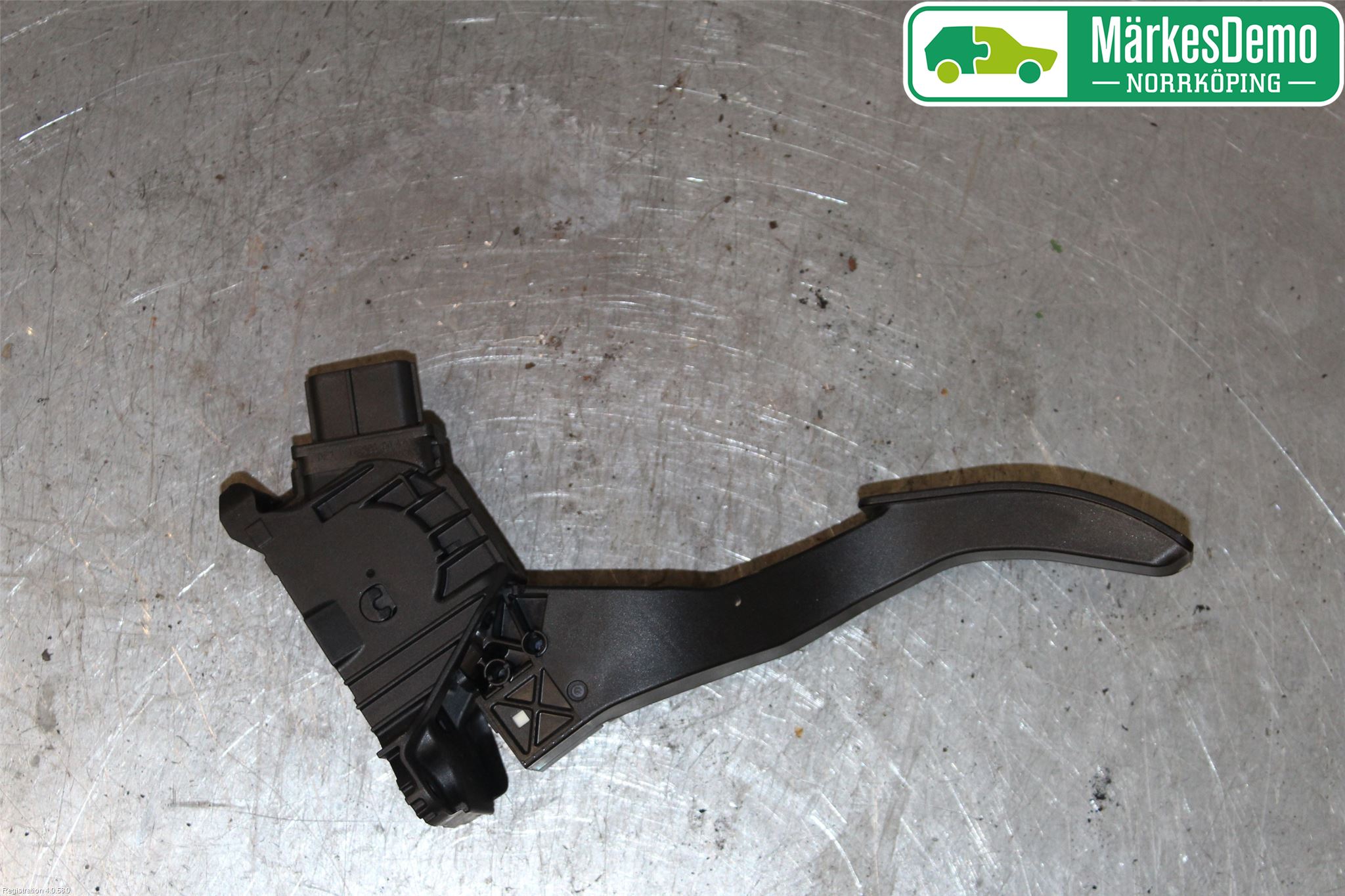 Volkswagen VW PASSAT 15-19 Gaspedal