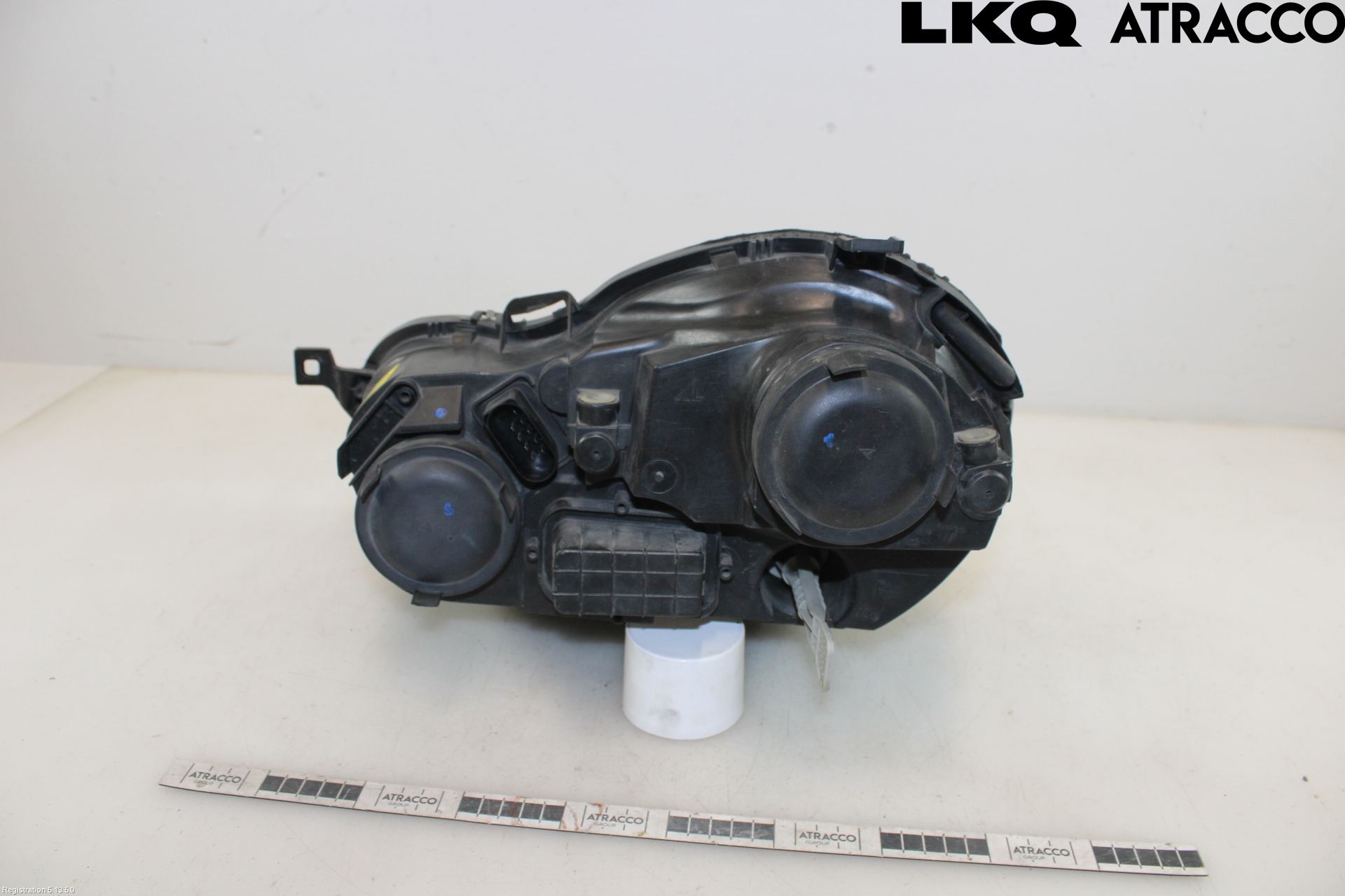Volkswagen VW POLO 02-05 Strålkastare Höger