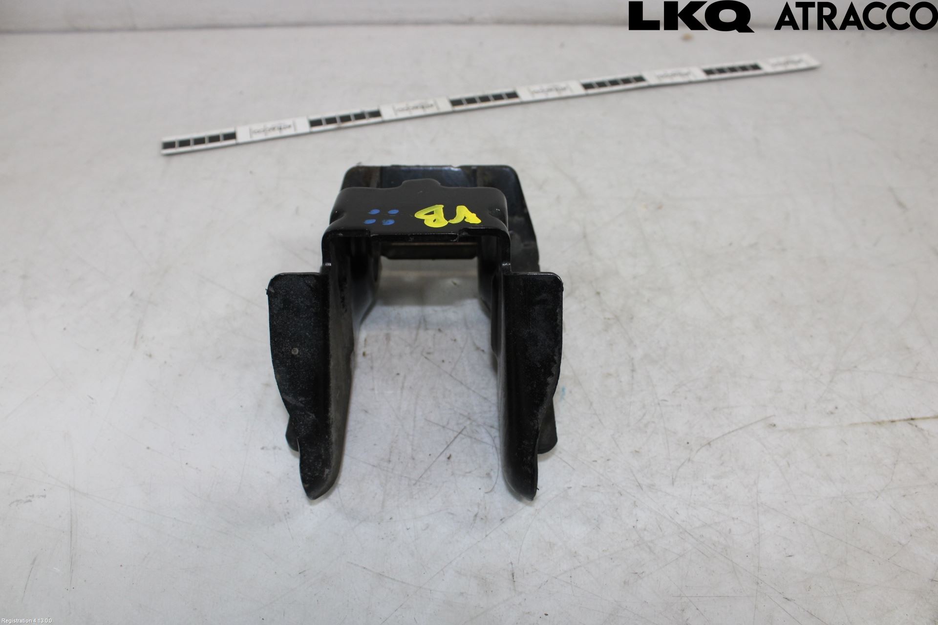 Nissan PRIMASTAR Bakaxel Fäste