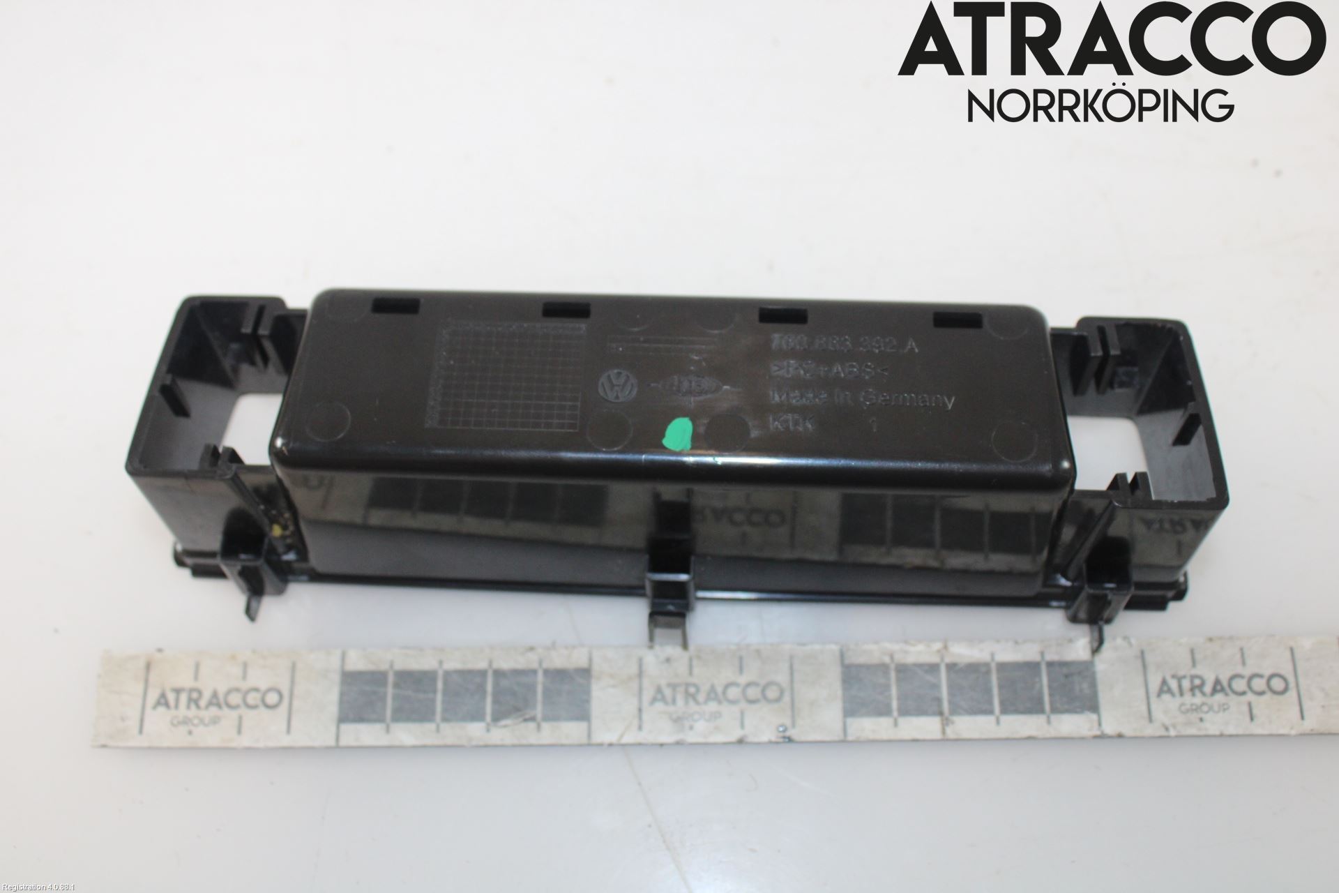 Volkswagen VW TOUAREG CR 18- Instrumentbräda Förvaringsfack