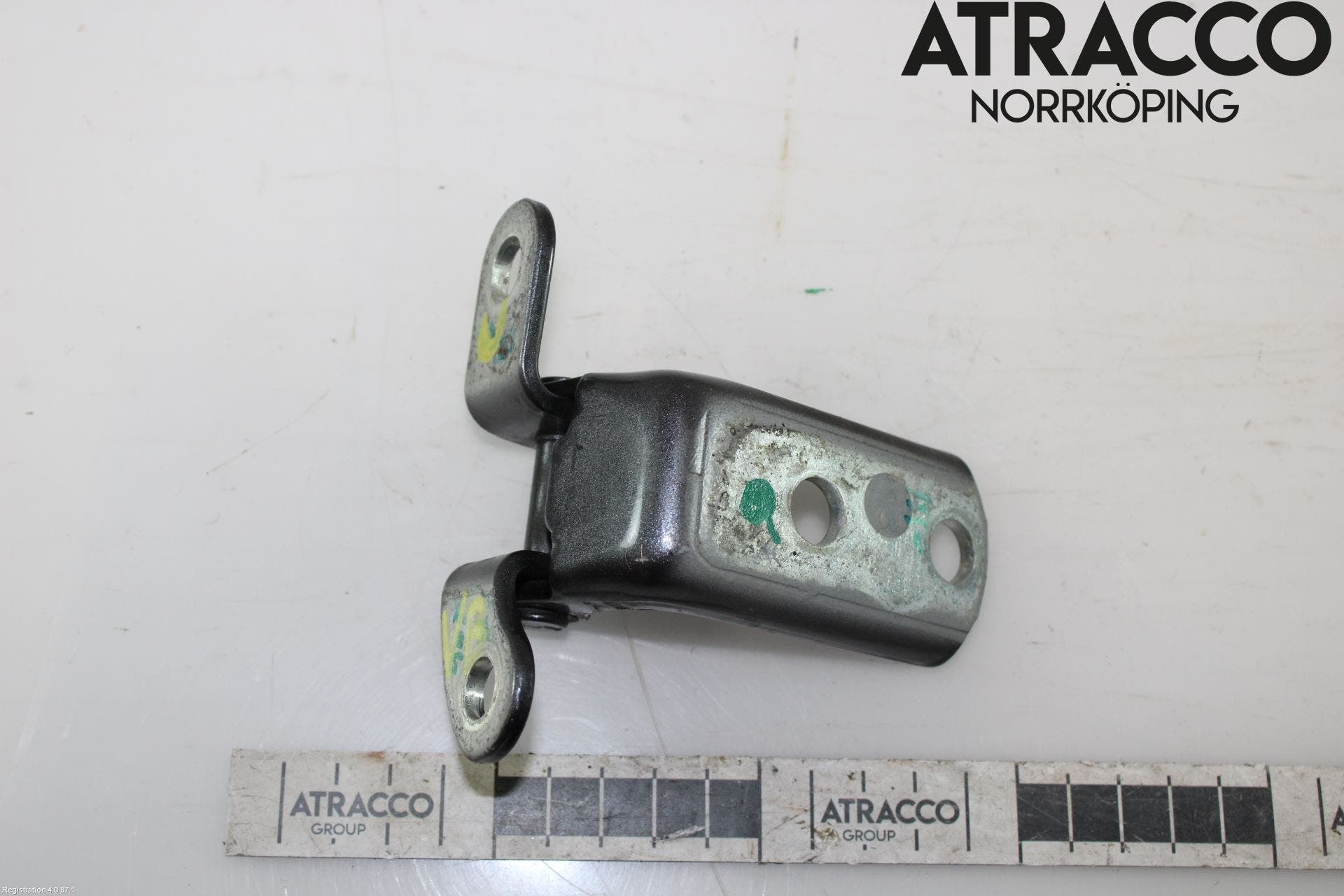 Toyota HILUX 16- Dörrgångjärn