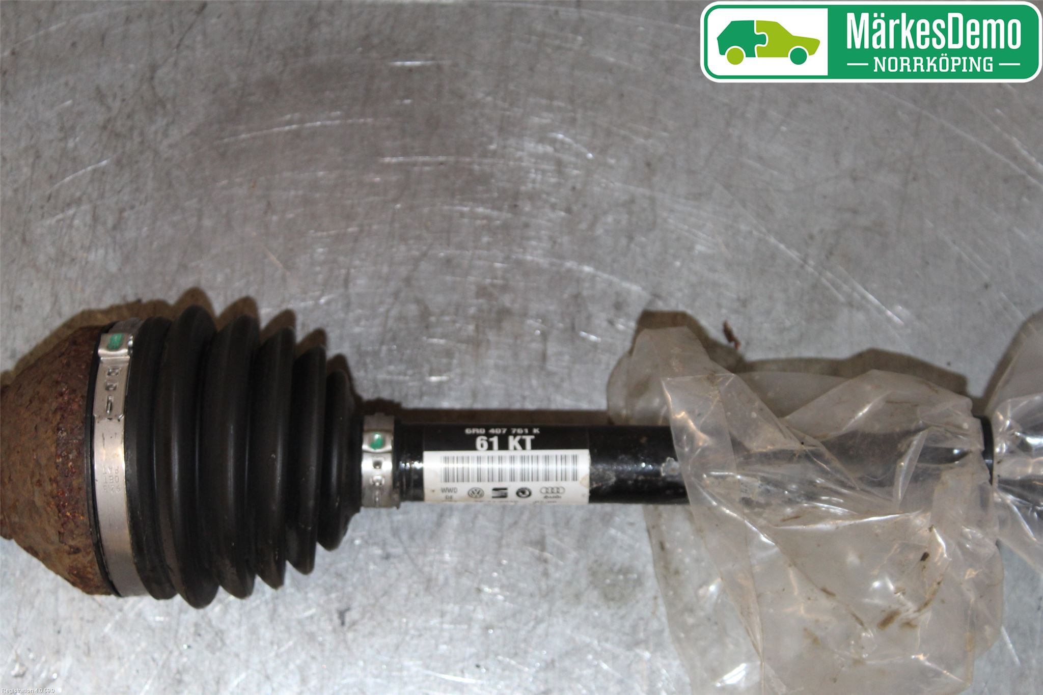 Audi A1/S1 11-18 Drivaxel Fram Vänster