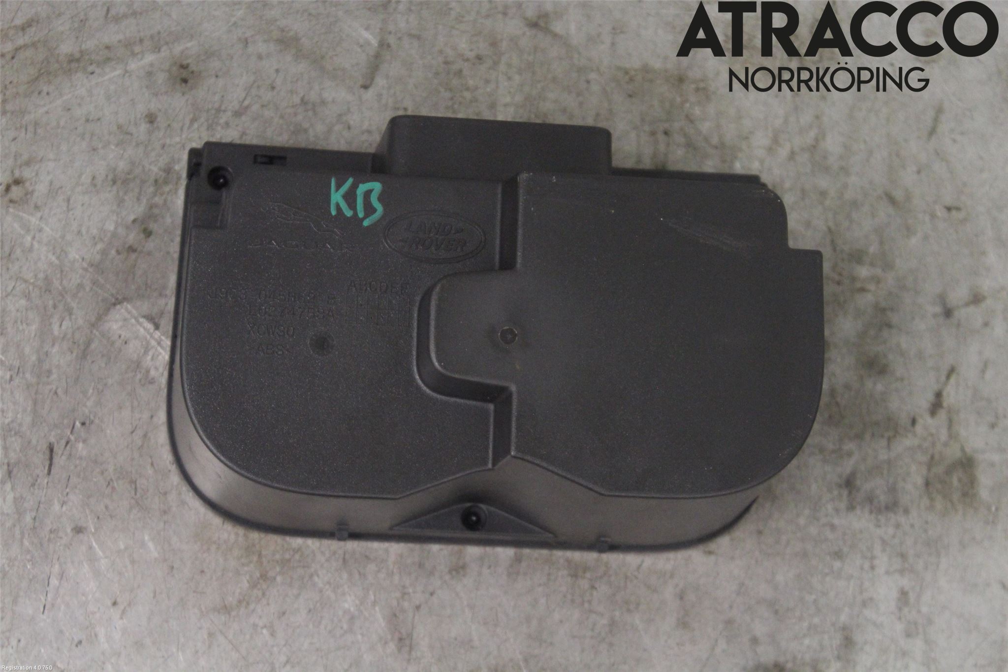 Jaguar I-PACE 18- Mugghållare