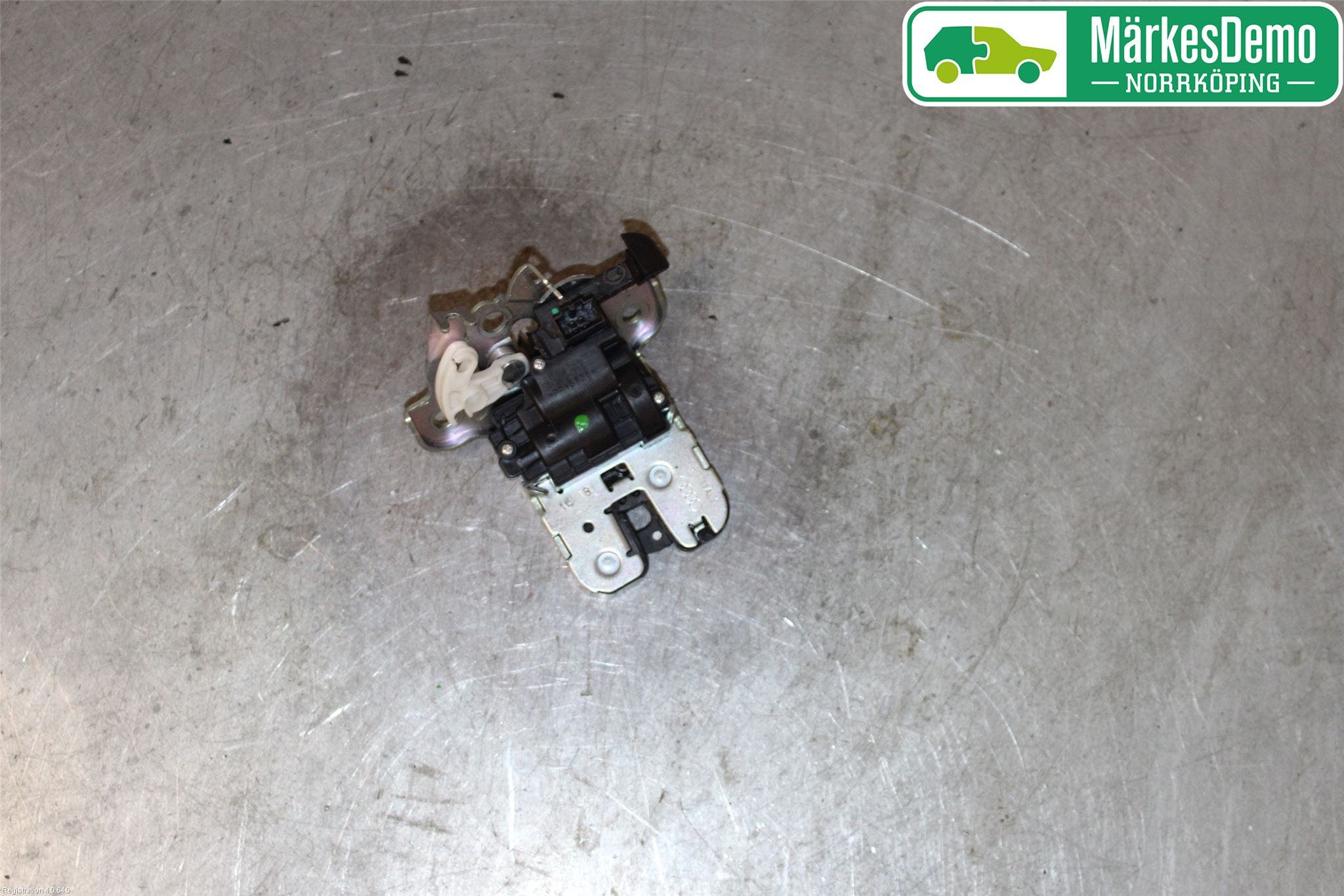 Skoda FABIA 15-21 Låskista Baklucka